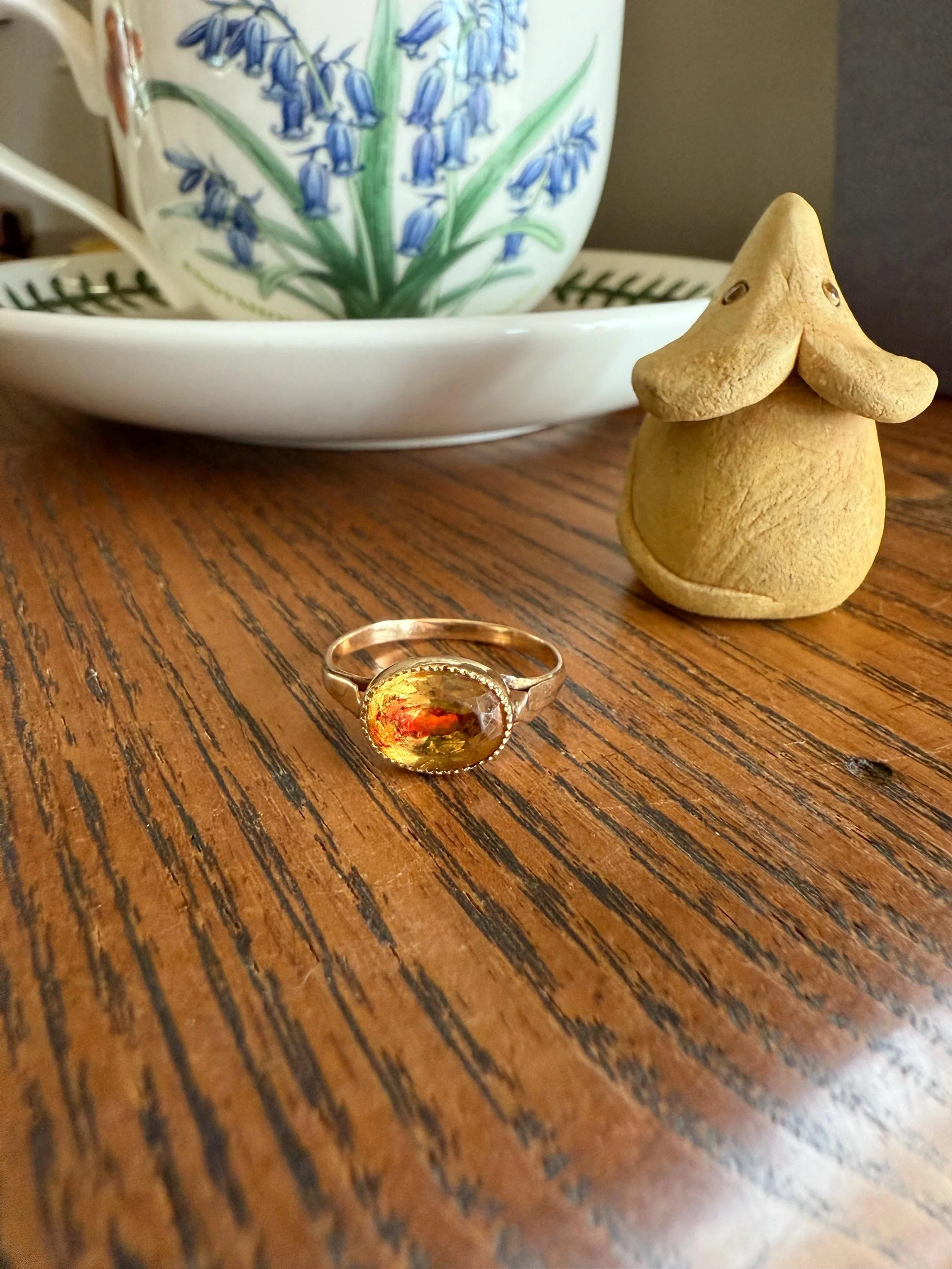Original French Victorian Era Citrine East West Solitaire Ring 18k Gold Yellow "Vinegar & Oil" Red Foil Domed Back Unique Color Bezel Set - Image 17