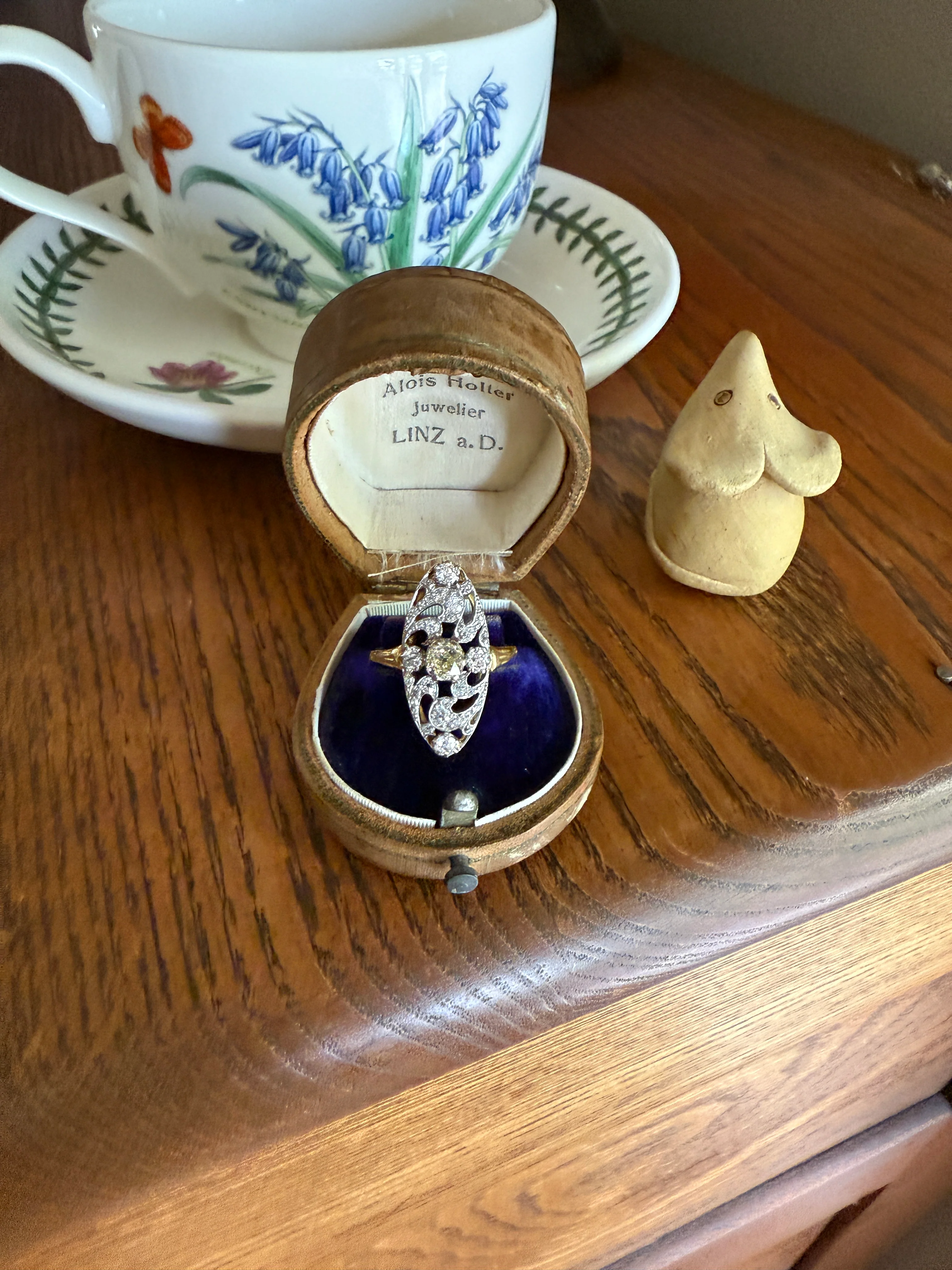 Ornate 1 Carat + French Belle Epoque Oval Old Mine Rose Cut Diamond Pale Light Yellow Center 18k Gold Platinum Scroll - Image 19