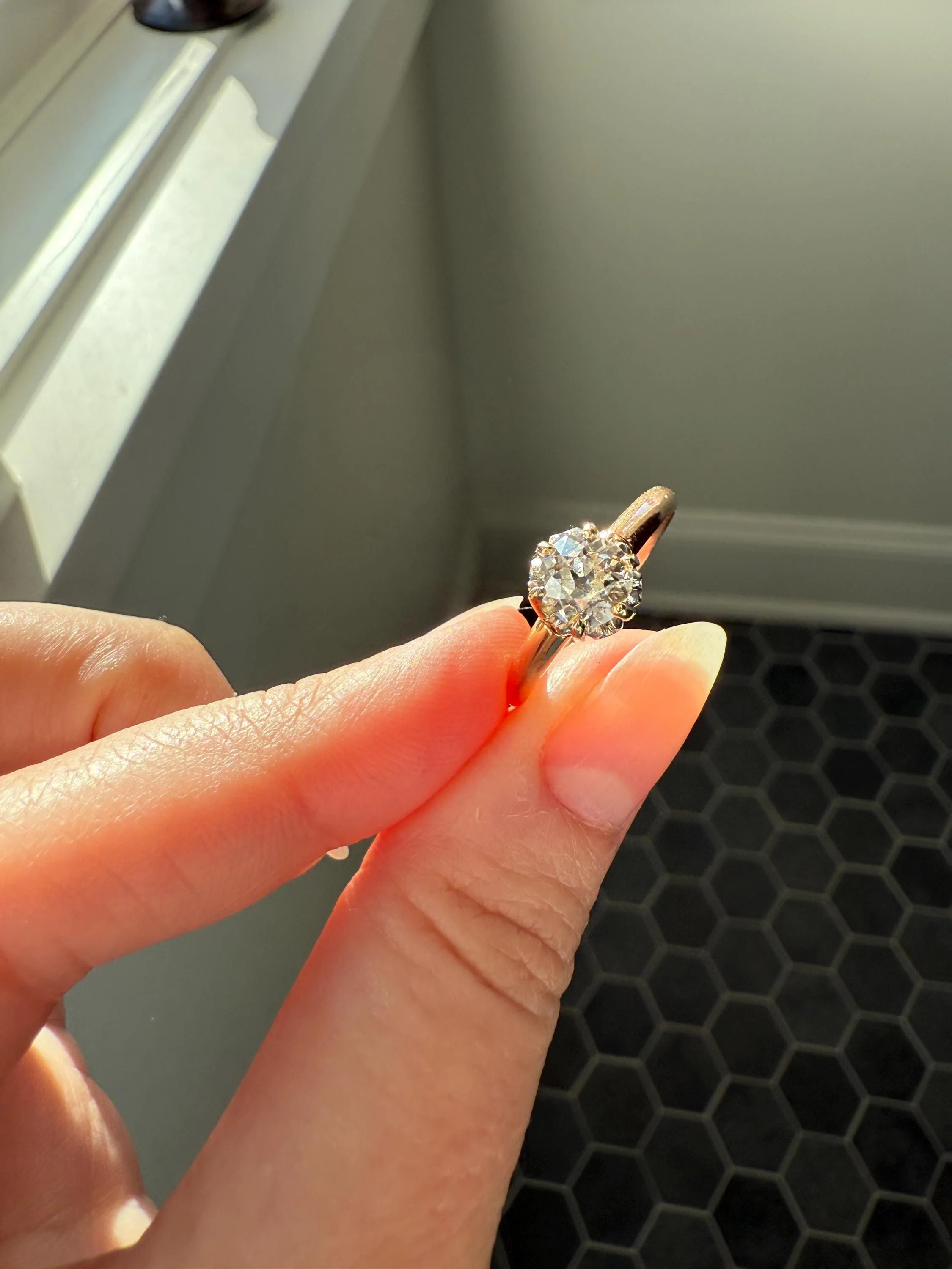 Ornate Classic Victorian Antique One Carat Old Mine Cut DiAMOND Solitaire Ring French 18k Rosy GOLD Engagement All Original Setting & Stone - Image 2
