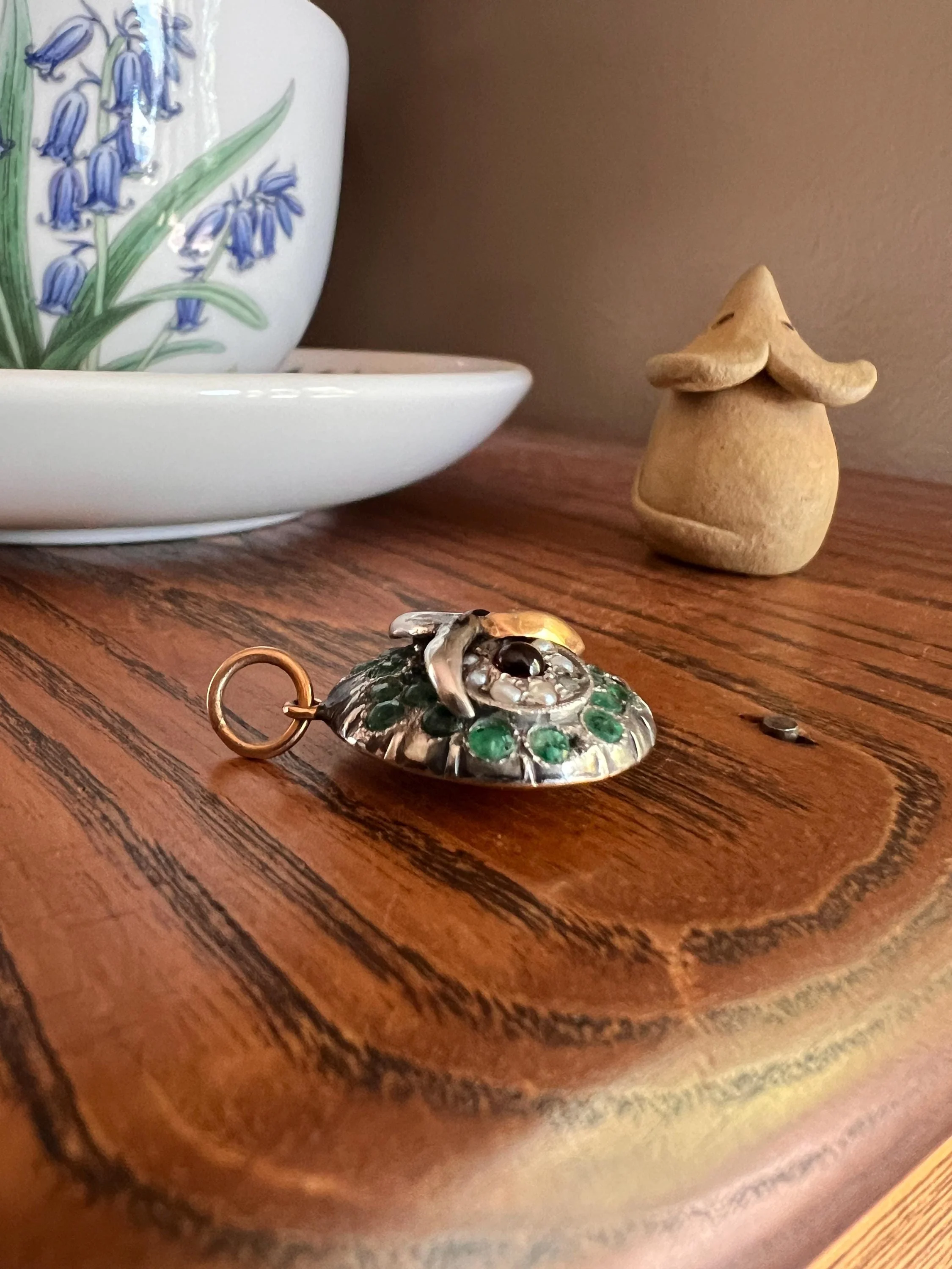 OWL Figural ANTIQUE 9g 22k Gold Silver Collet Set Natural Green EMERALDS Pink Tourmaline Pearl Eyes Pendant Charm Victorian - Image 8