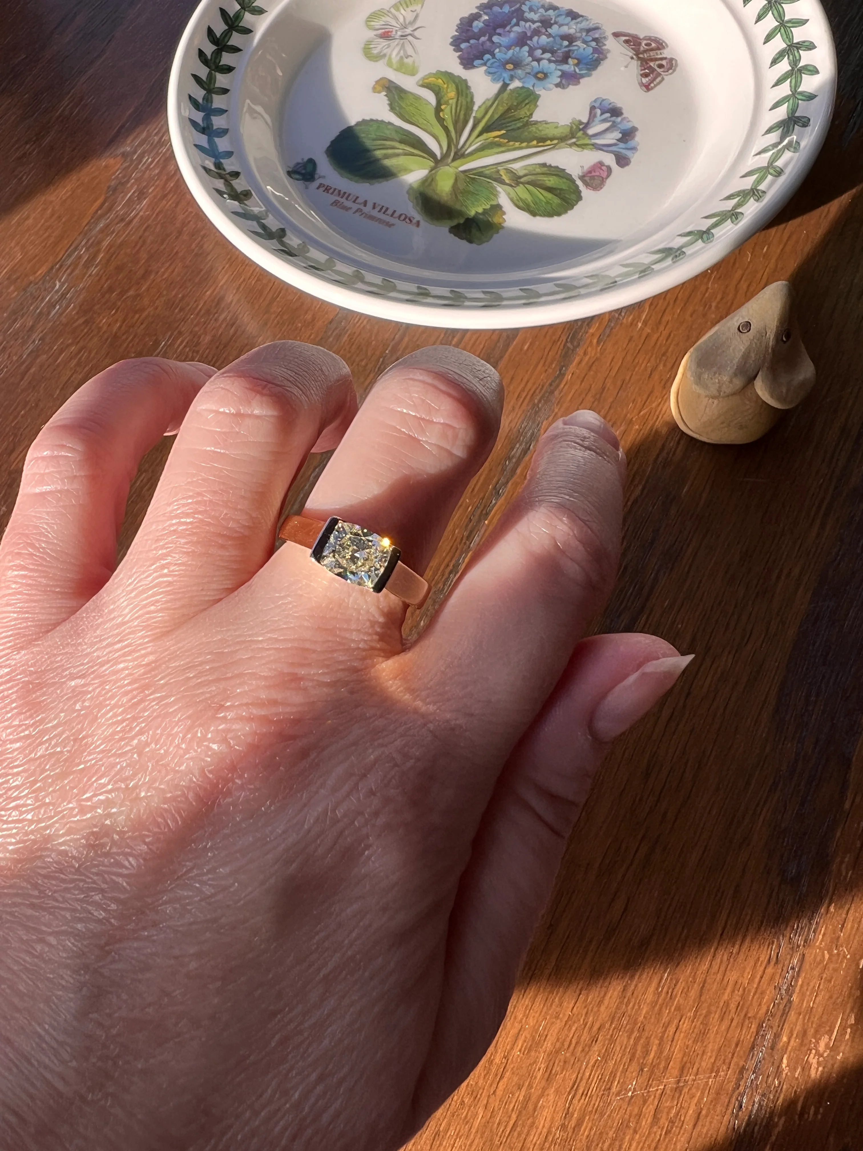 Pale Yellow VVS Eye Clean 1.18 Carat Cushion Cut DIAMOND Ring w/ CERT. French Vintage Solitaire 18k Gold Tension Bezel Engagement - Image 17
