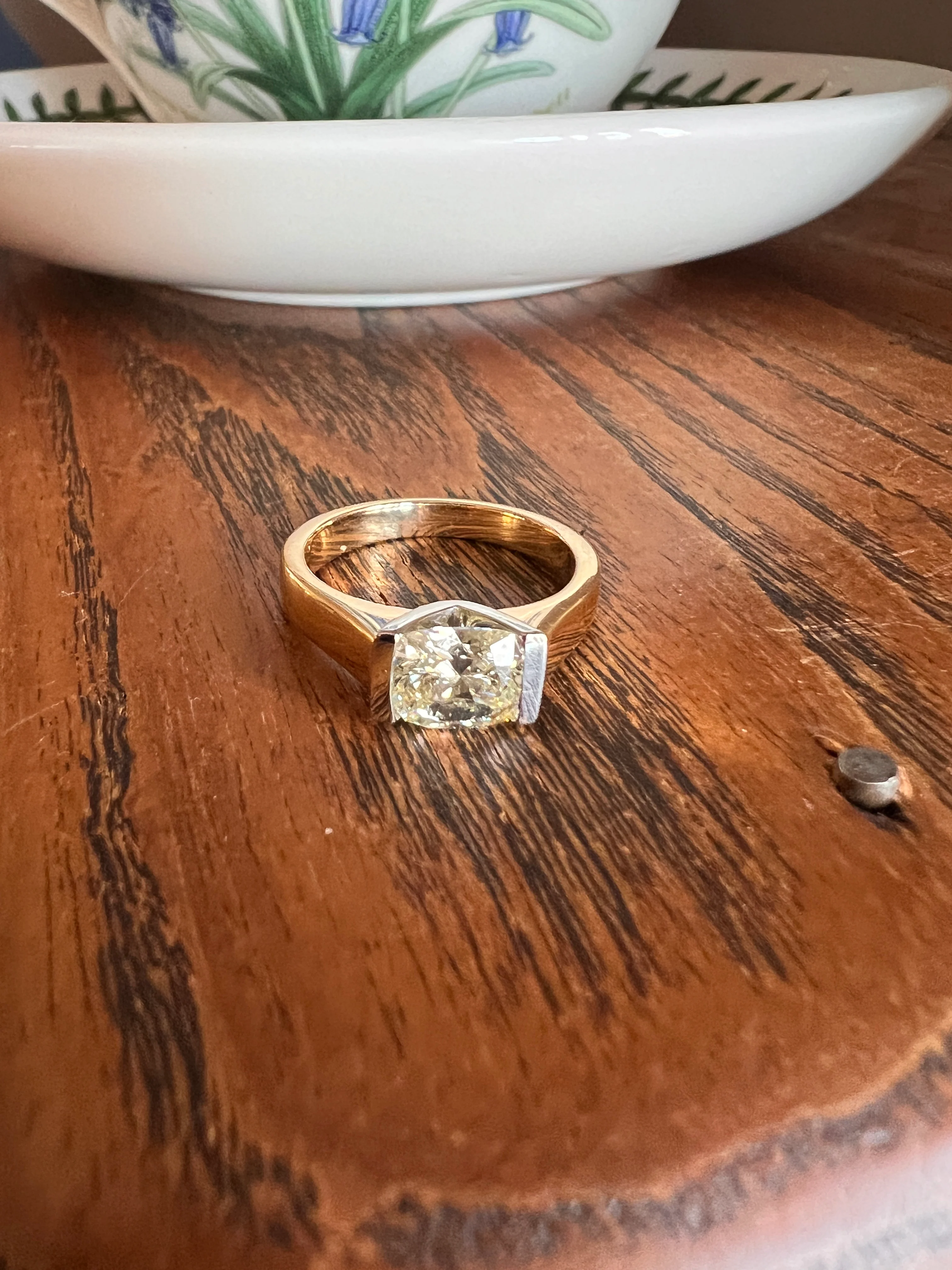 Pale Yellow VVS Eye Clean 1.18 Carat Cushion Cut DIAMOND Ring w/ CERT. French Vintage Solitaire 18k Gold Tension Bezel Engagement - Image 24