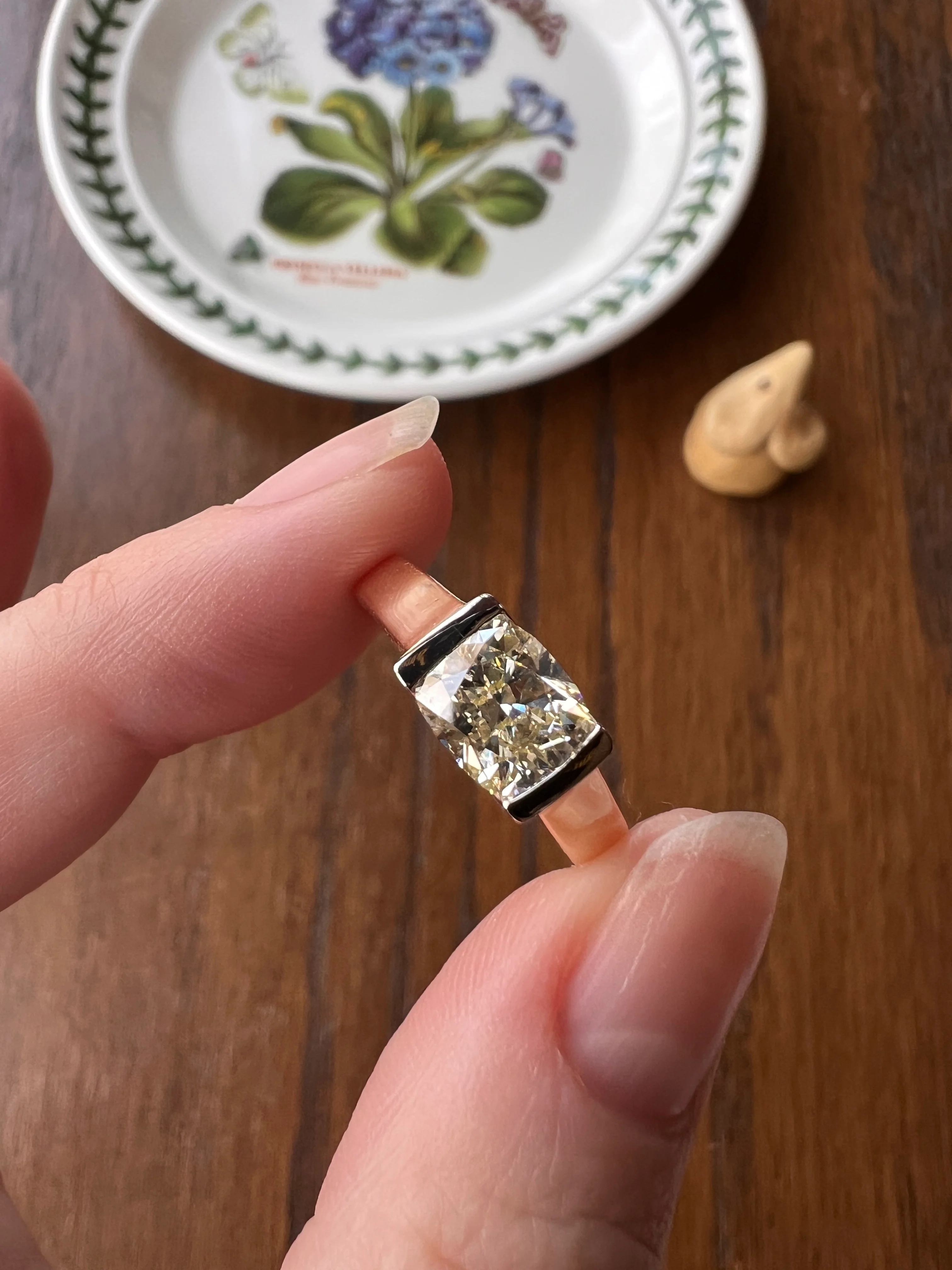 Pale Yellow VVS Eye Clean 1.18 Carat Cushion Cut DIAMOND Ring w/ CERT. French Vintage Solitaire 18k Gold Tension Bezel Engagement - Image 25