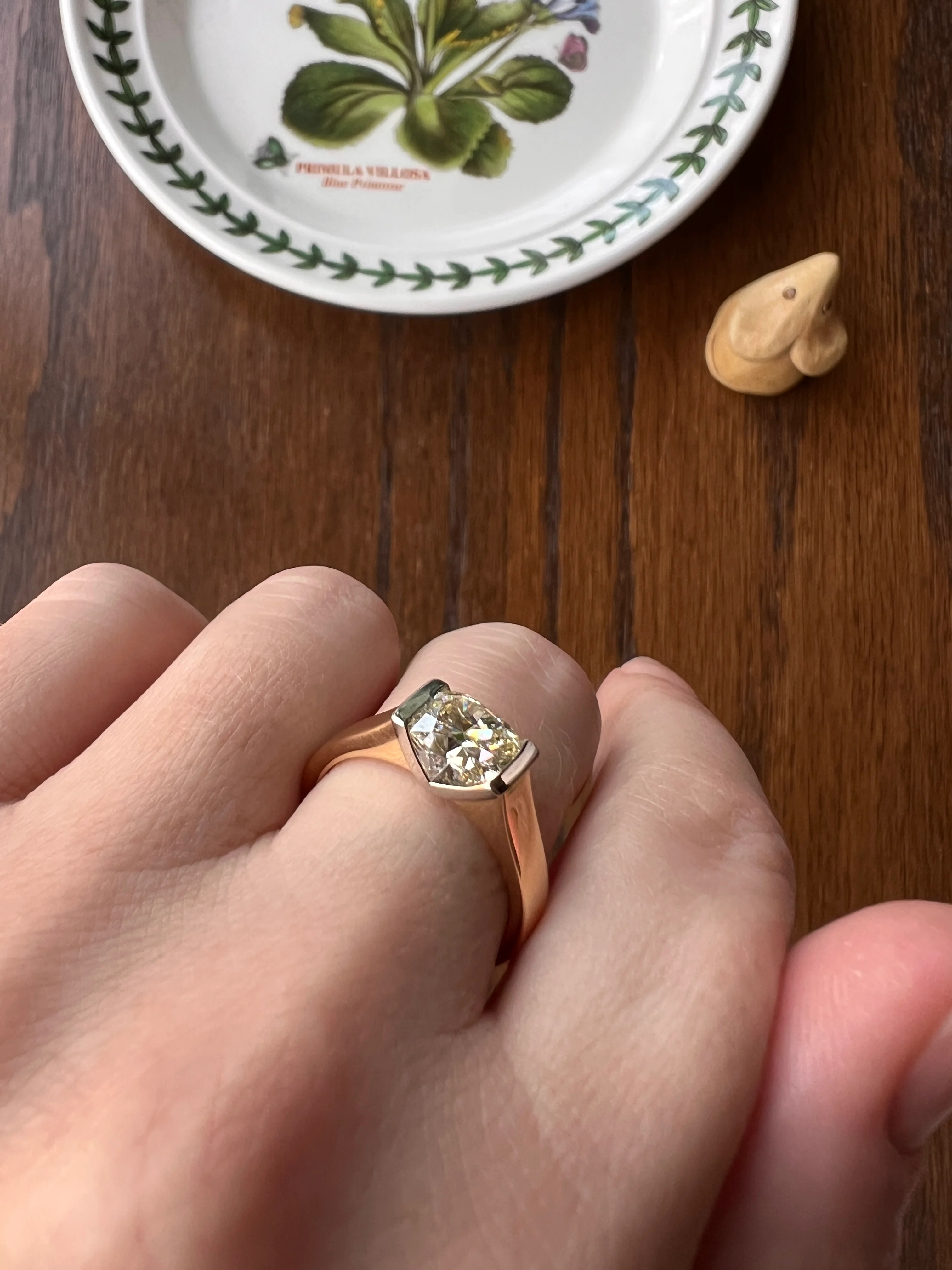 Pale Yellow VVS Eye Clean 1.18 Carat Cushion Cut DIAMOND Ring w/ CERT. French Vintage Solitaire 18k Gold Tension Bezel Engagement - Image 28