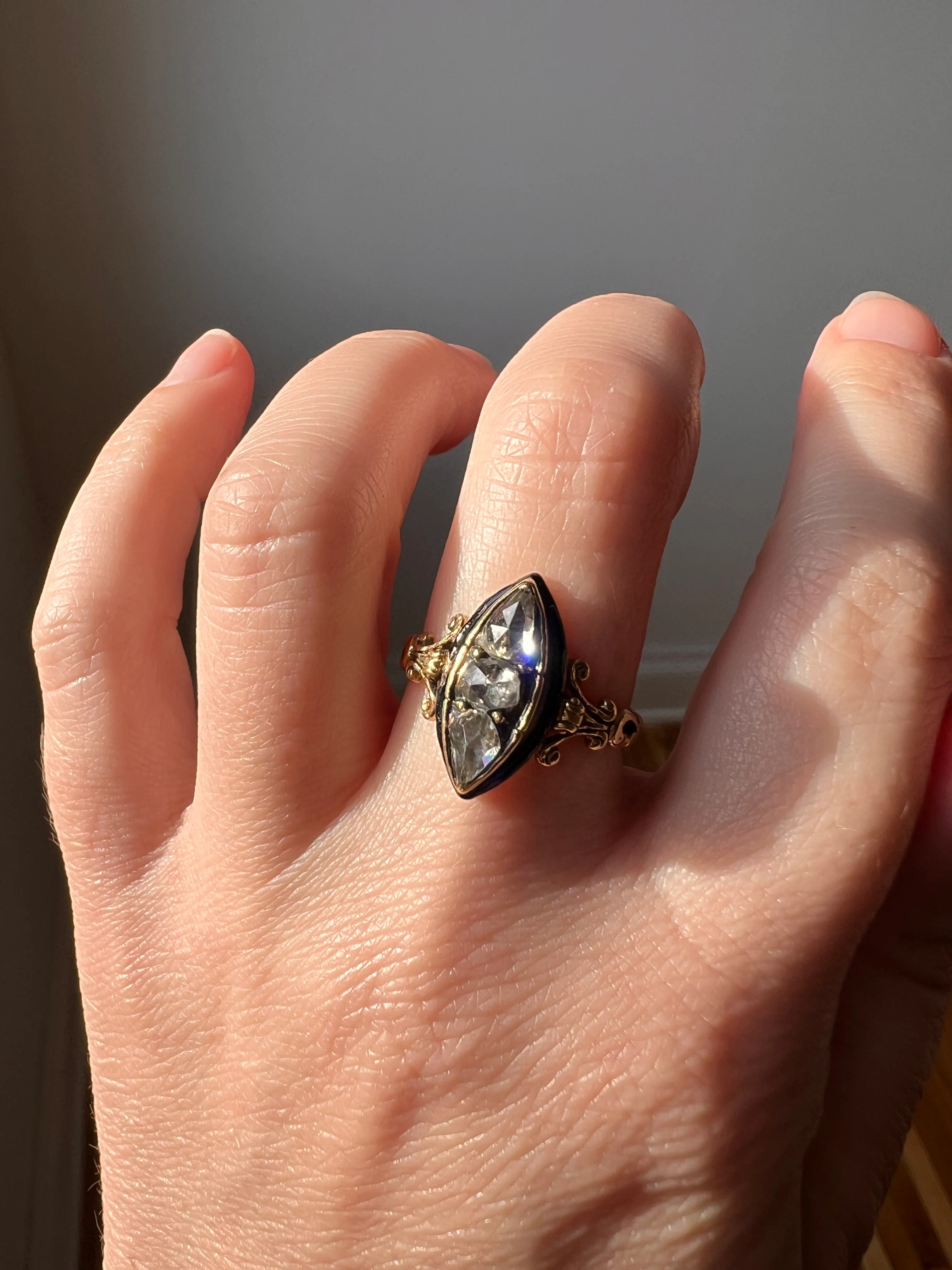 PEAR Rose Cut DIAMOND Teardrop Three Stone Black Enamel French Antique Ring 18k Gold - Image 13