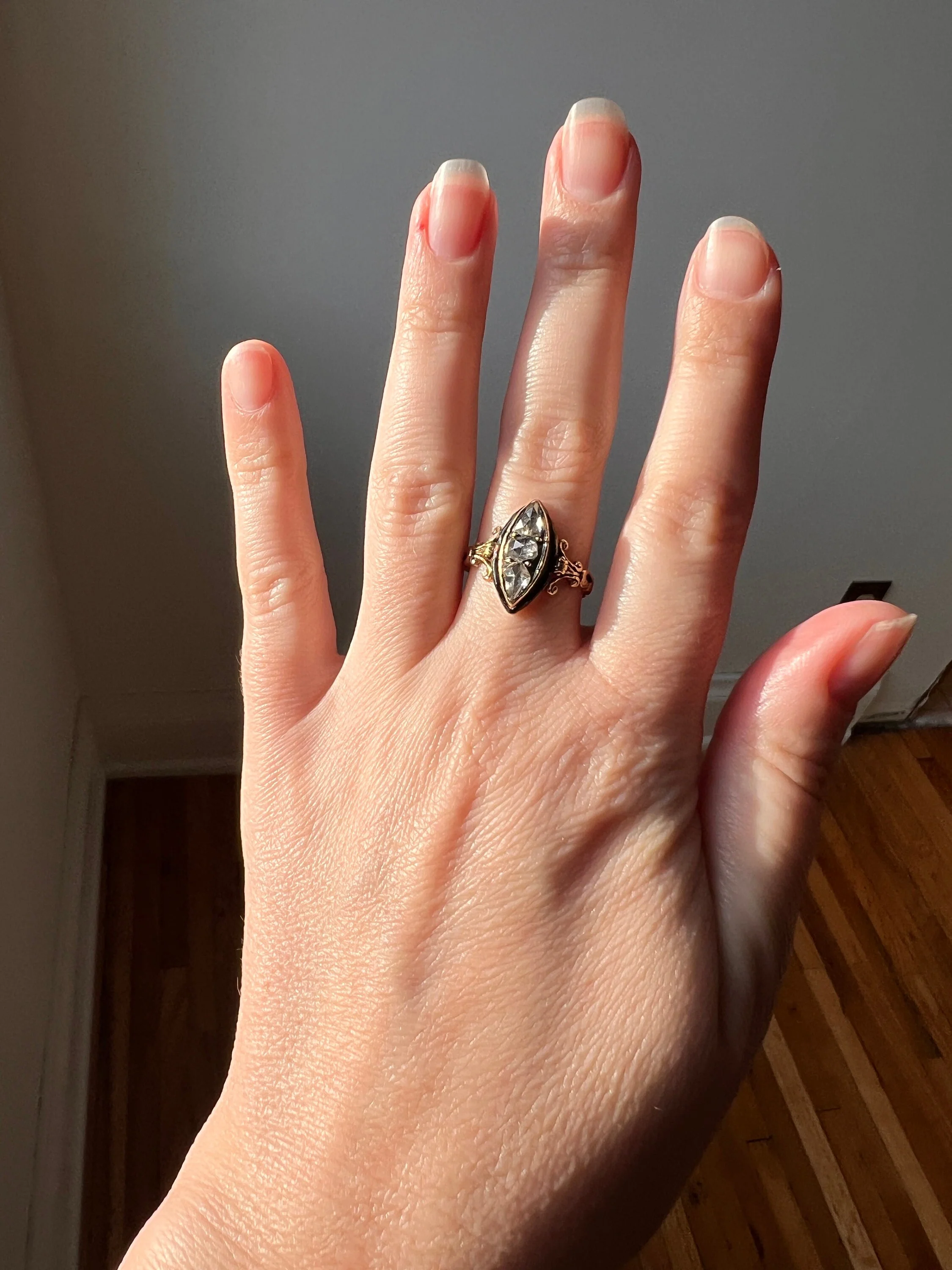 PEAR Rose Cut DIAMOND Teardrop Three Stone Black Enamel French Antique Ring 18k Gold - Image 3