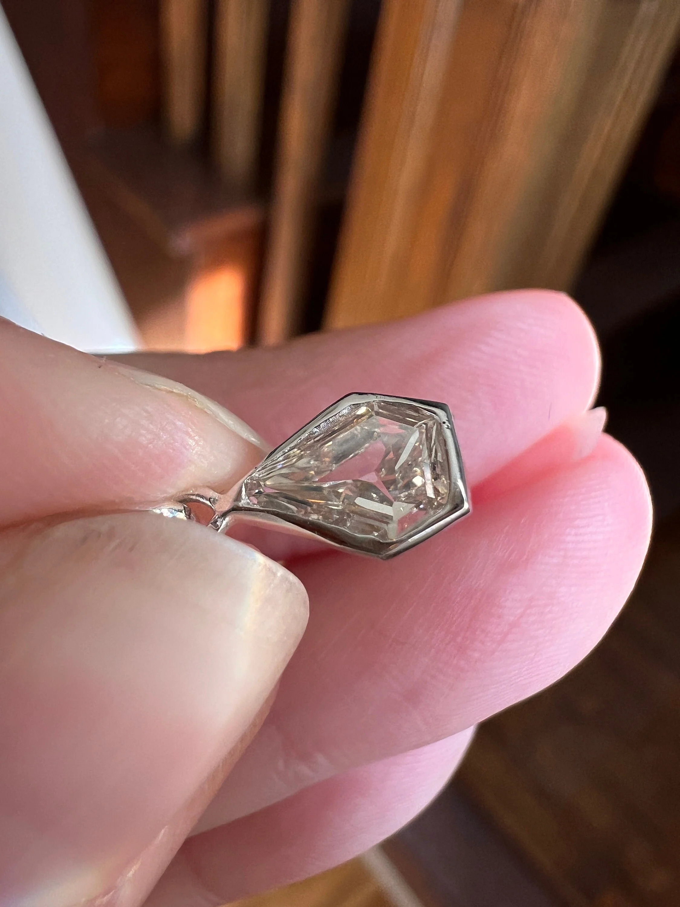 PENTAGON Awesome Rare Vintage 5 Sided DIAMOND 18k White GOLD Pendant Warm Pale Champagne - Image 5