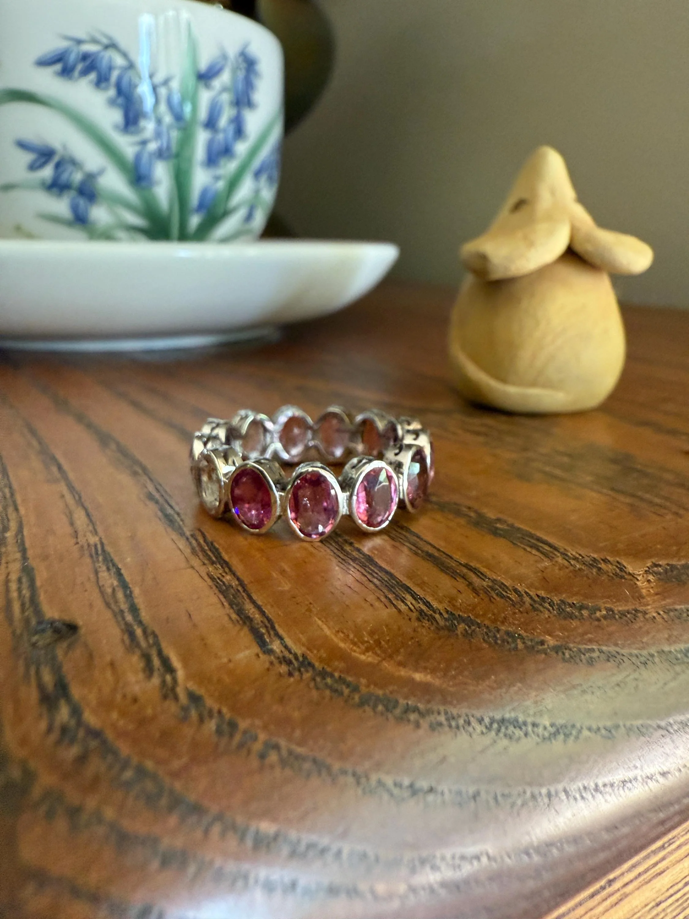 PINK TOURMALINE 5 Carats Natural French Vintage ETERNITY Ring 14k White Gold Wide Band Oval Pale Dusty Rose Light Dark Hue Chunky Stacker - Image 11