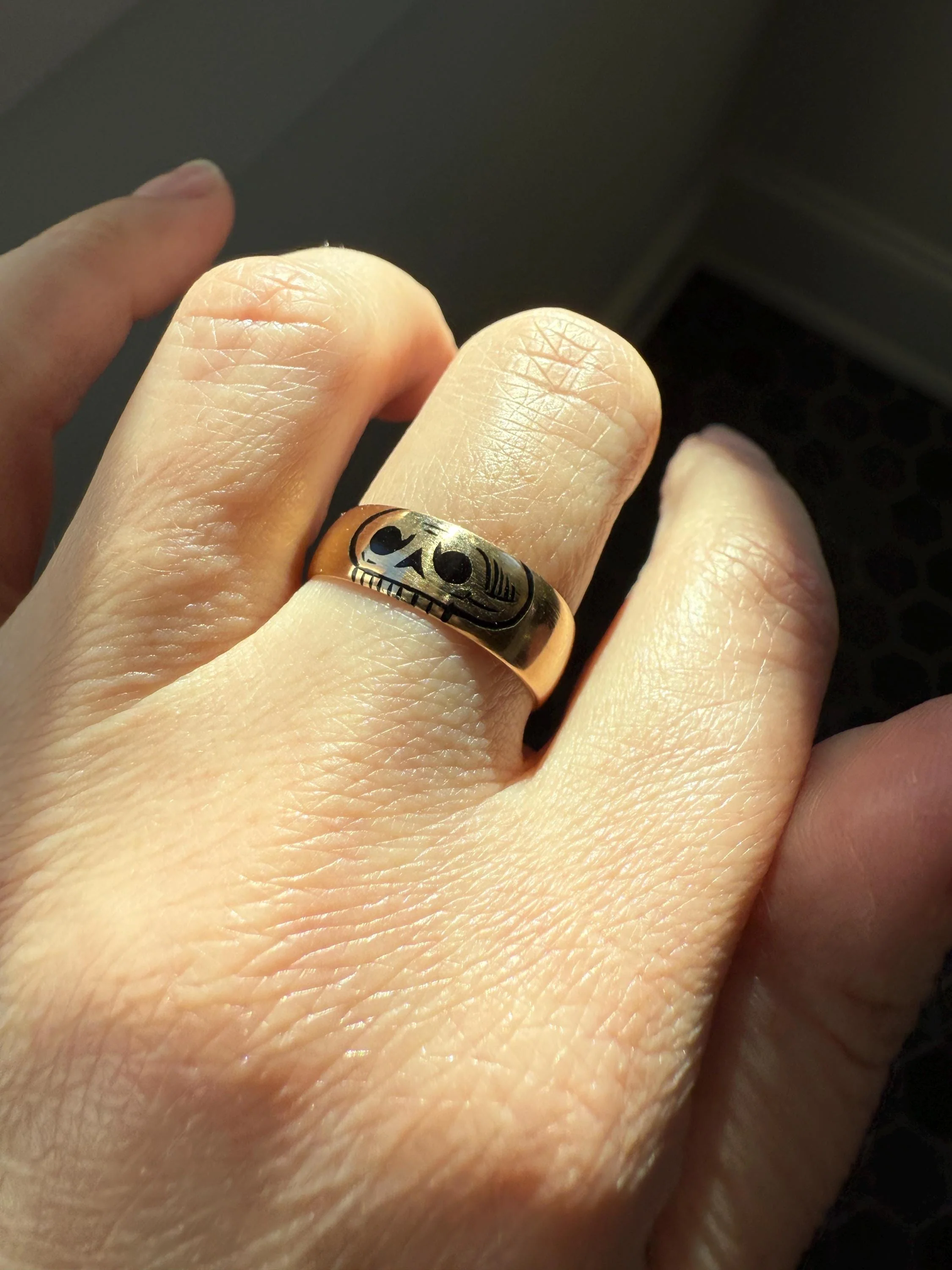 Pumpkinhead Rare Scottish Antique 18k Gold Solid Wedding Band Black Enamel Skull Memento Mori Ring Unisex - Image 11