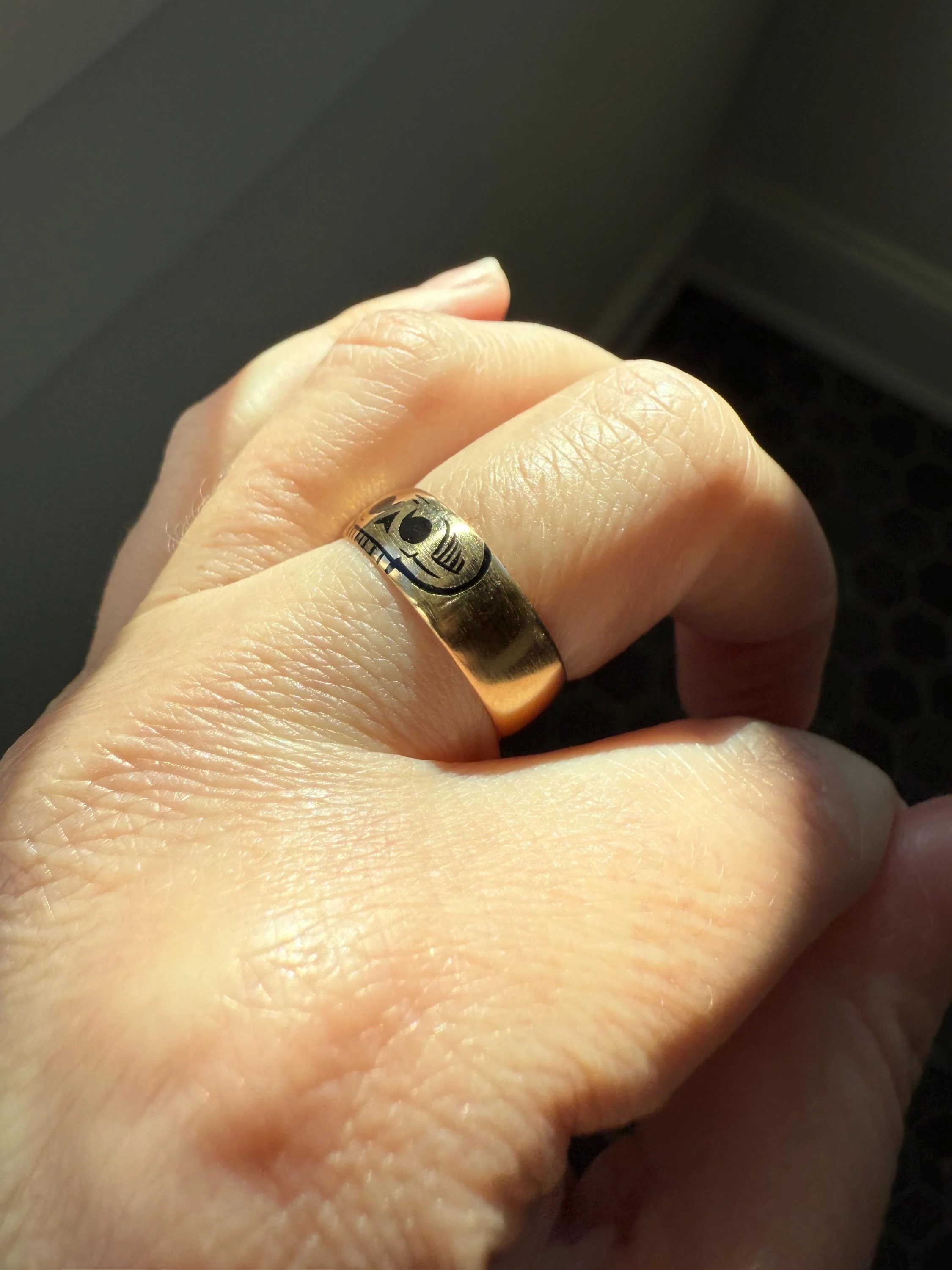 Pumpkinhead Rare Scottish Antique 18k Gold Solid Wedding Band Black Enamel Skull Memento Mori Ring Unisex - Image 8