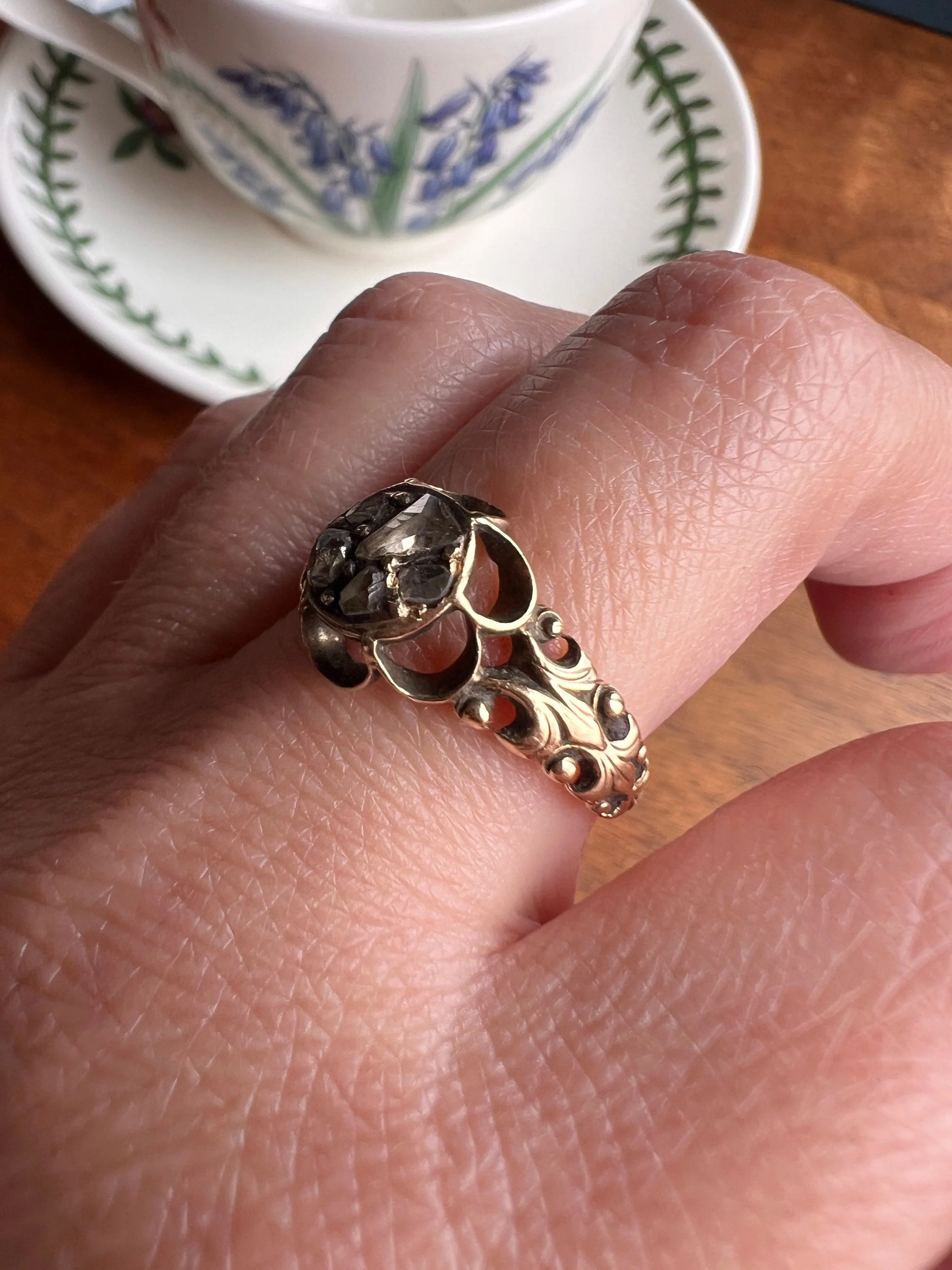 RARE 1700s Chiffre Triangle Rose Cut DIAMOND Ring French ANTiQUE Cobblestone Cluster Buttercup 18k Gold Fleur de Lis Victorian Band - Image 13