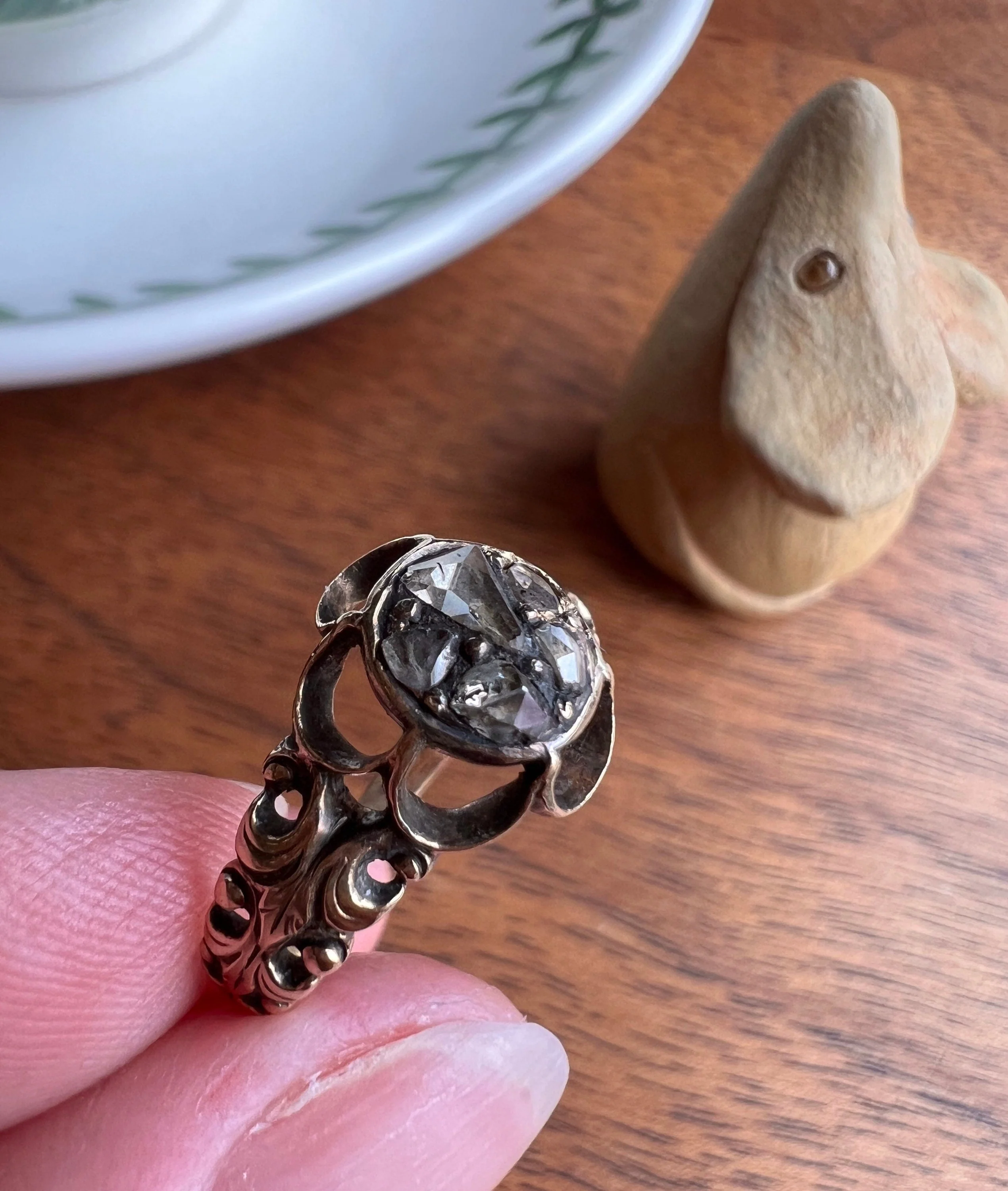 RARE 1700s Chiffre Triangle Rose Cut DIAMOND Ring French ANTiQUE Cobblestone Cluster Buttercup 18k Gold Fleur de Lis Victorian Band - Image 8