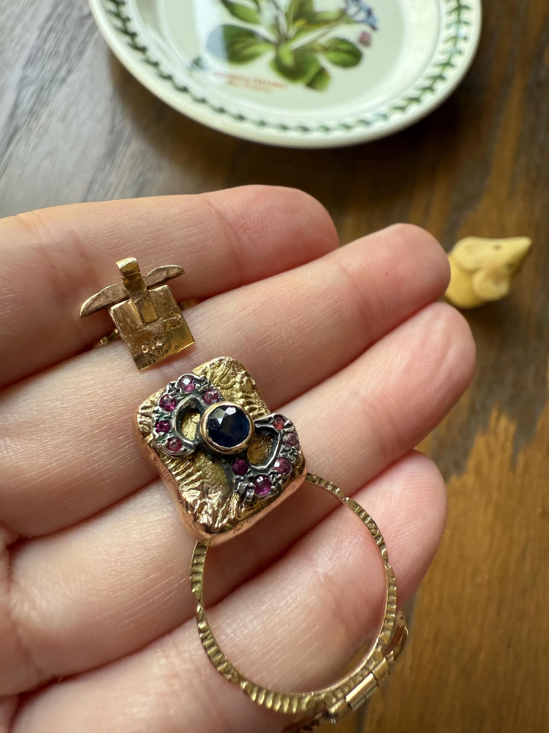 RARE 2 for 1 Convertible RING to BRACELET Surprise Antique Sapphire Ruby Bow 9k Gold Silver Top Clasp Expandable Secret - Image 10