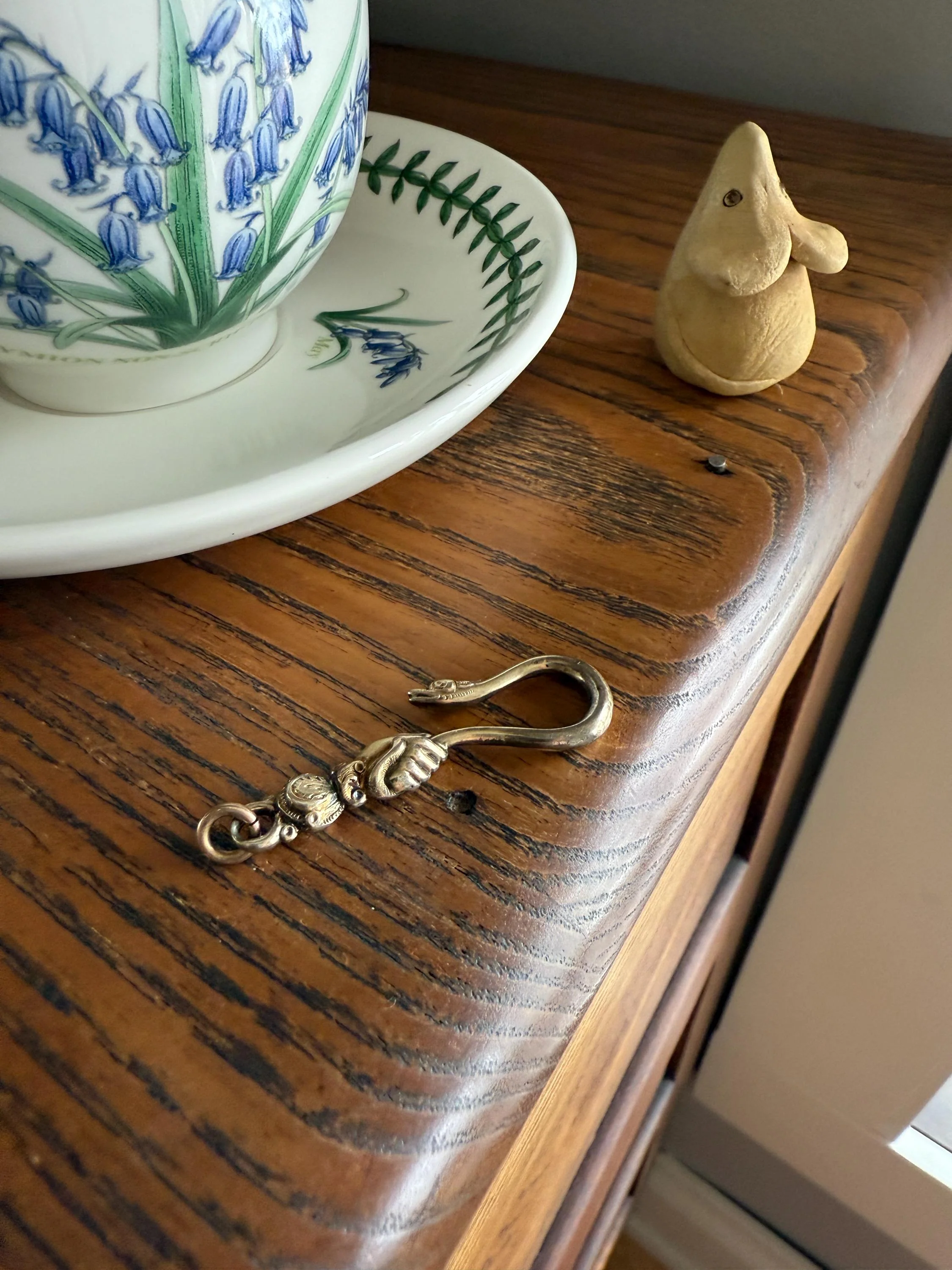 Rare ANTIQUE Hand Holding SNAKE Hook Pendant Holder Victorian Figural Parts Findings Gold Wash Gilt Metal Silver? Reversible 3D - Image 13