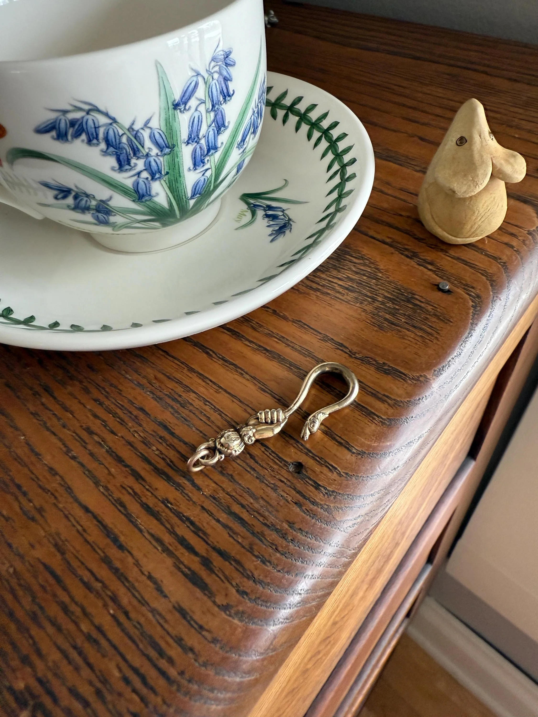 Rare ANTIQUE Hand Holding SNAKE Hook Pendant Holder Victorian Figural Parts Findings Gold Wash Gilt Metal Silver? Reversible 3D - Image 6