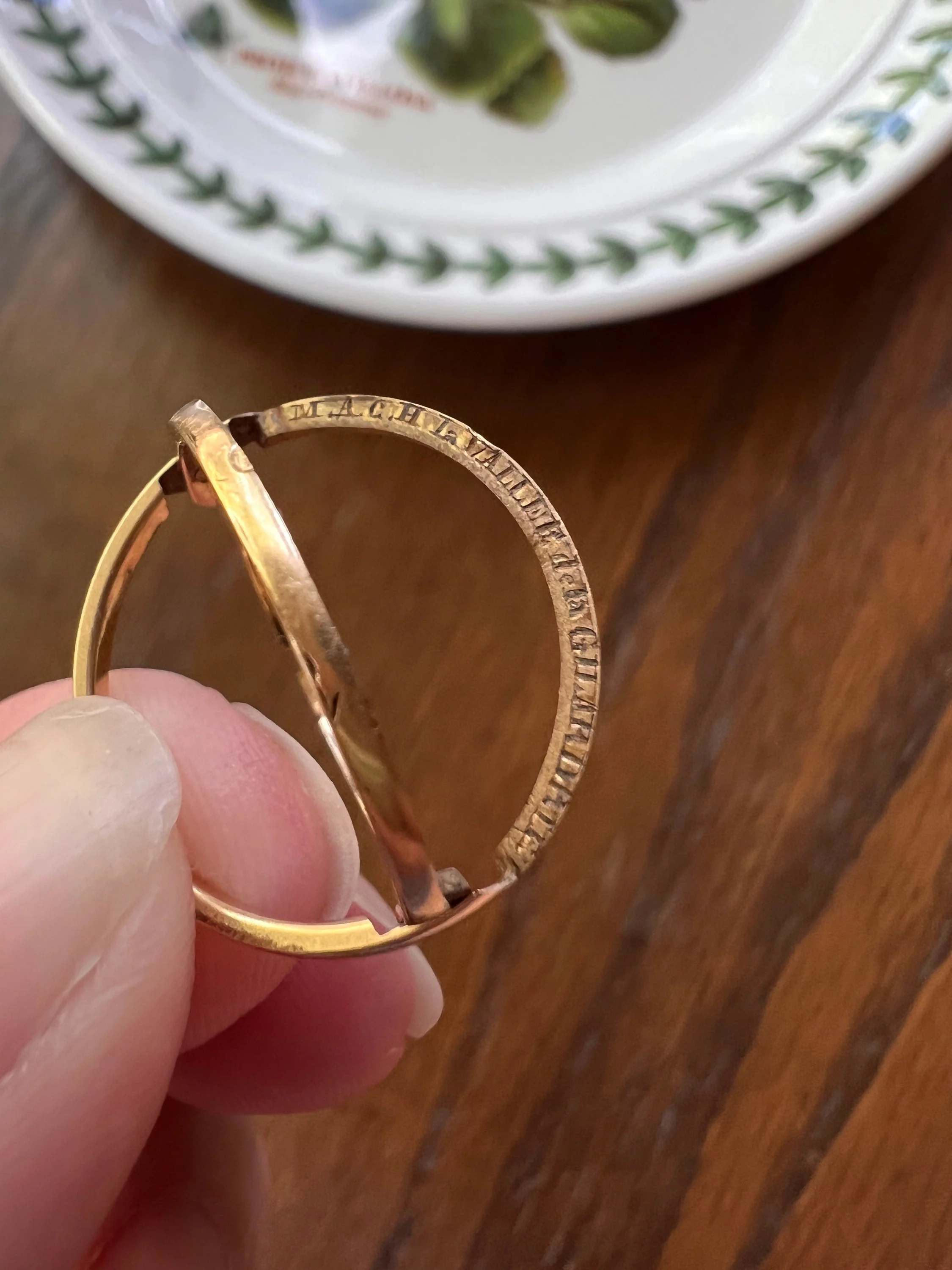 RARE French Nobility HINGED Ring Engraved / Dated 1854 Antique GIMMEL Wedding Band 18k Gold - Image 3