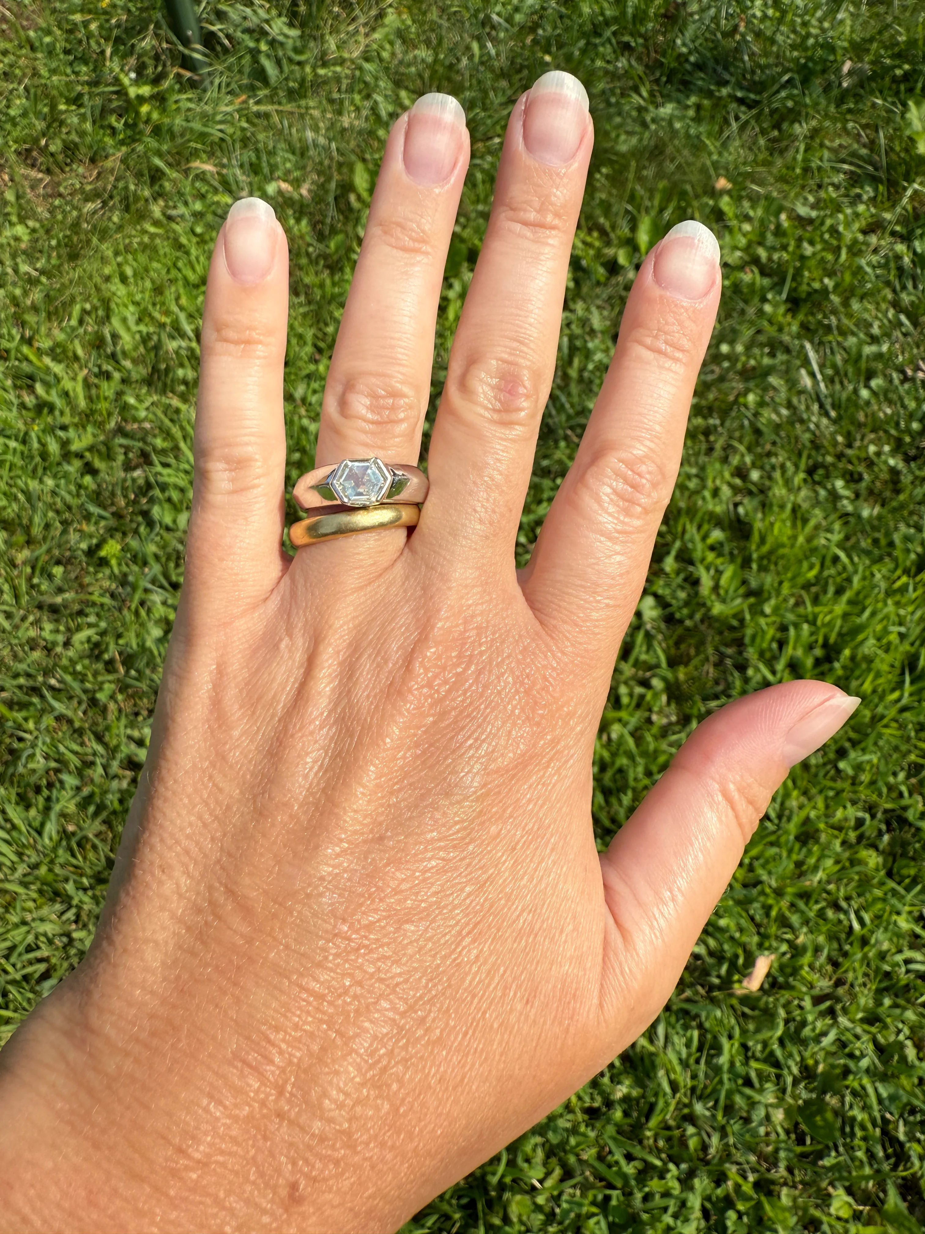 Rare HEXAGON Natural Diamond Pale Yellow French Vintage 18k White Gold Gypsy Ring 9.1g Chunky Sturdy Stacker Unisex Step Cut Beveled Band - Image 3
