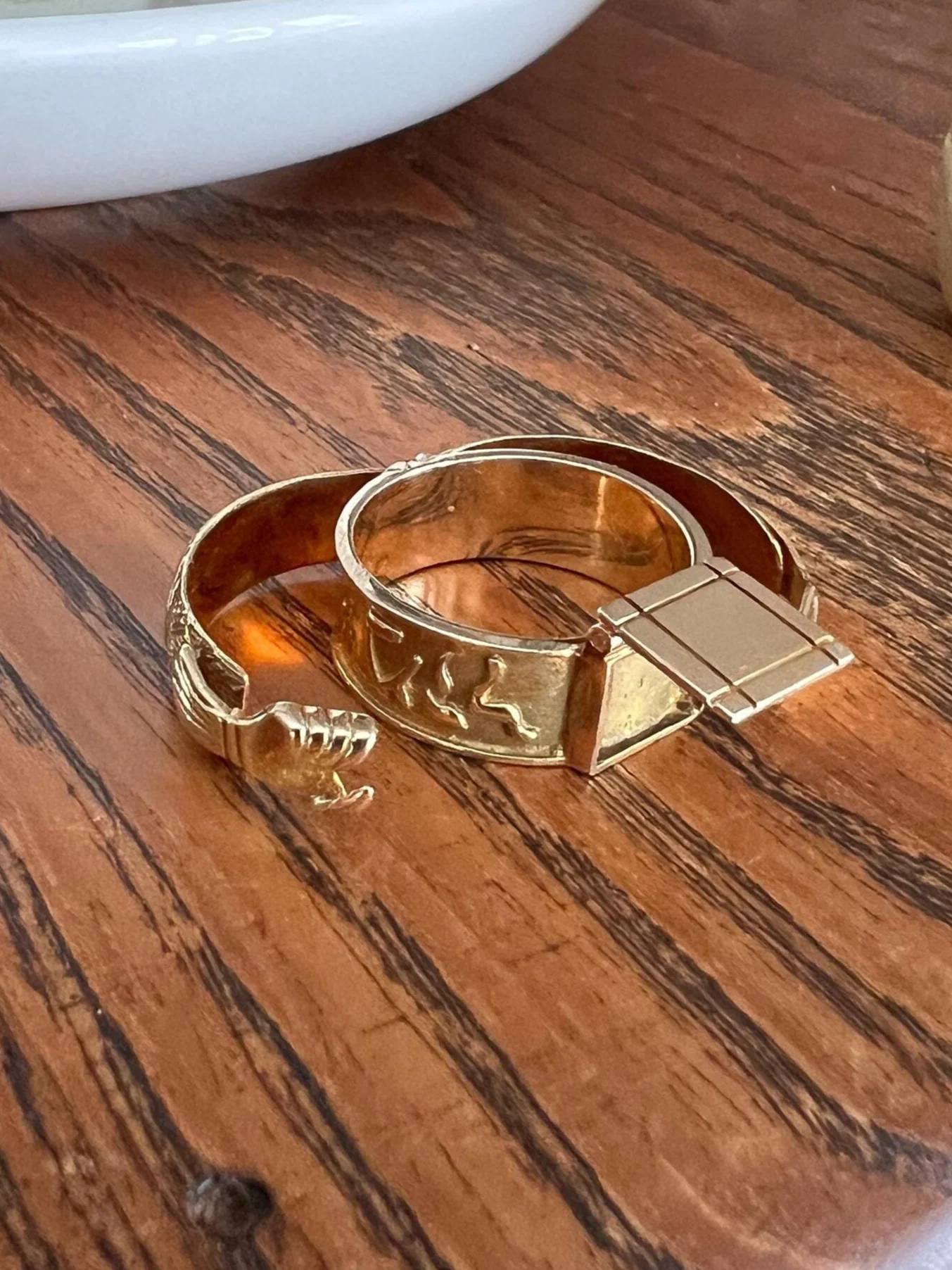 Rare Mazel Tov FEDE Hands Gimmel LOCKET Ring OPENING Secret Panel Doors Vintage to Antique 18k Gold