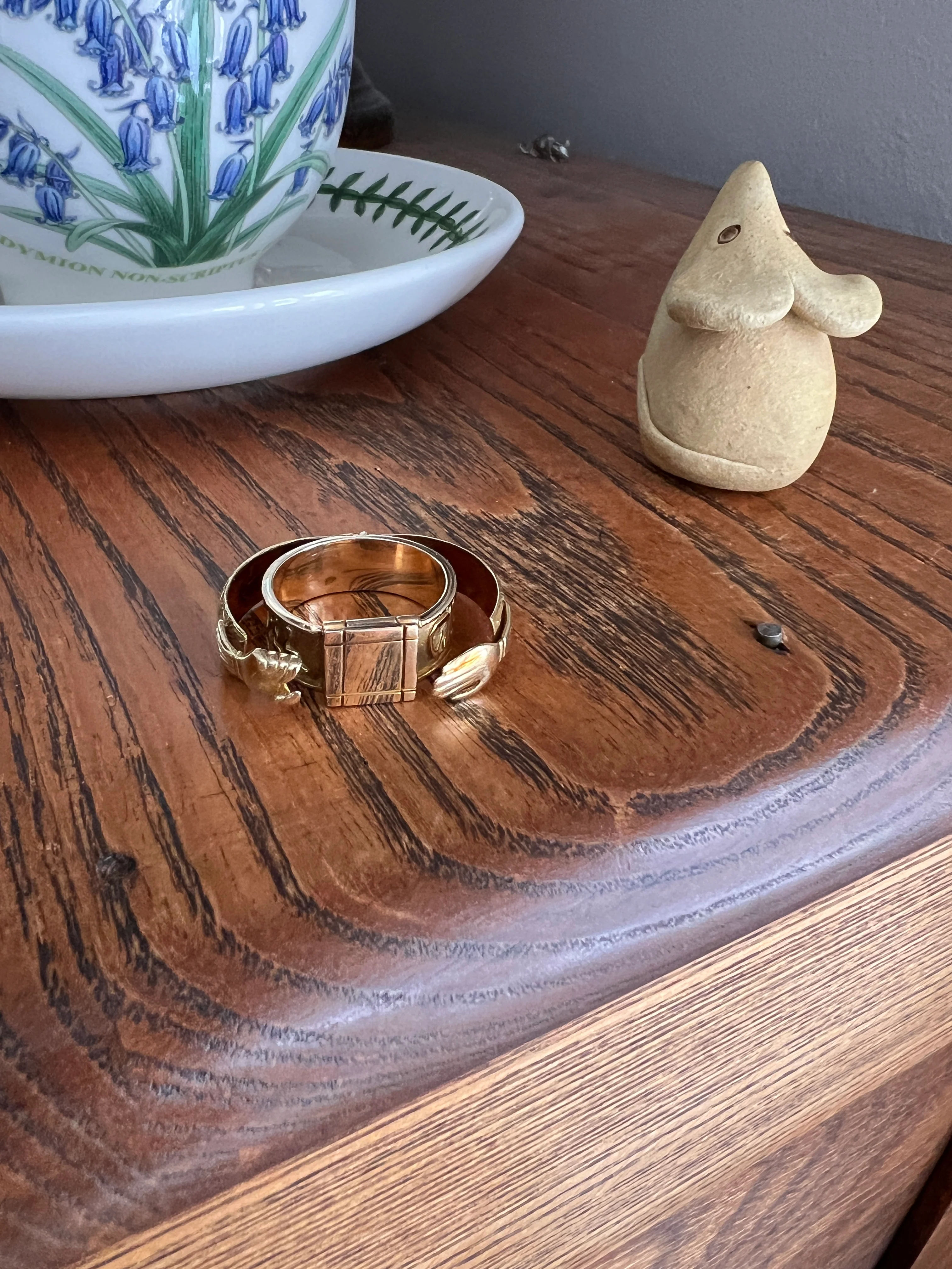 Rare Mazel Tov FEDE Hands Gimmel LOCKET Ring OPENING Secret Panel Doors Vintage to Antique 18k Gold - Image 16