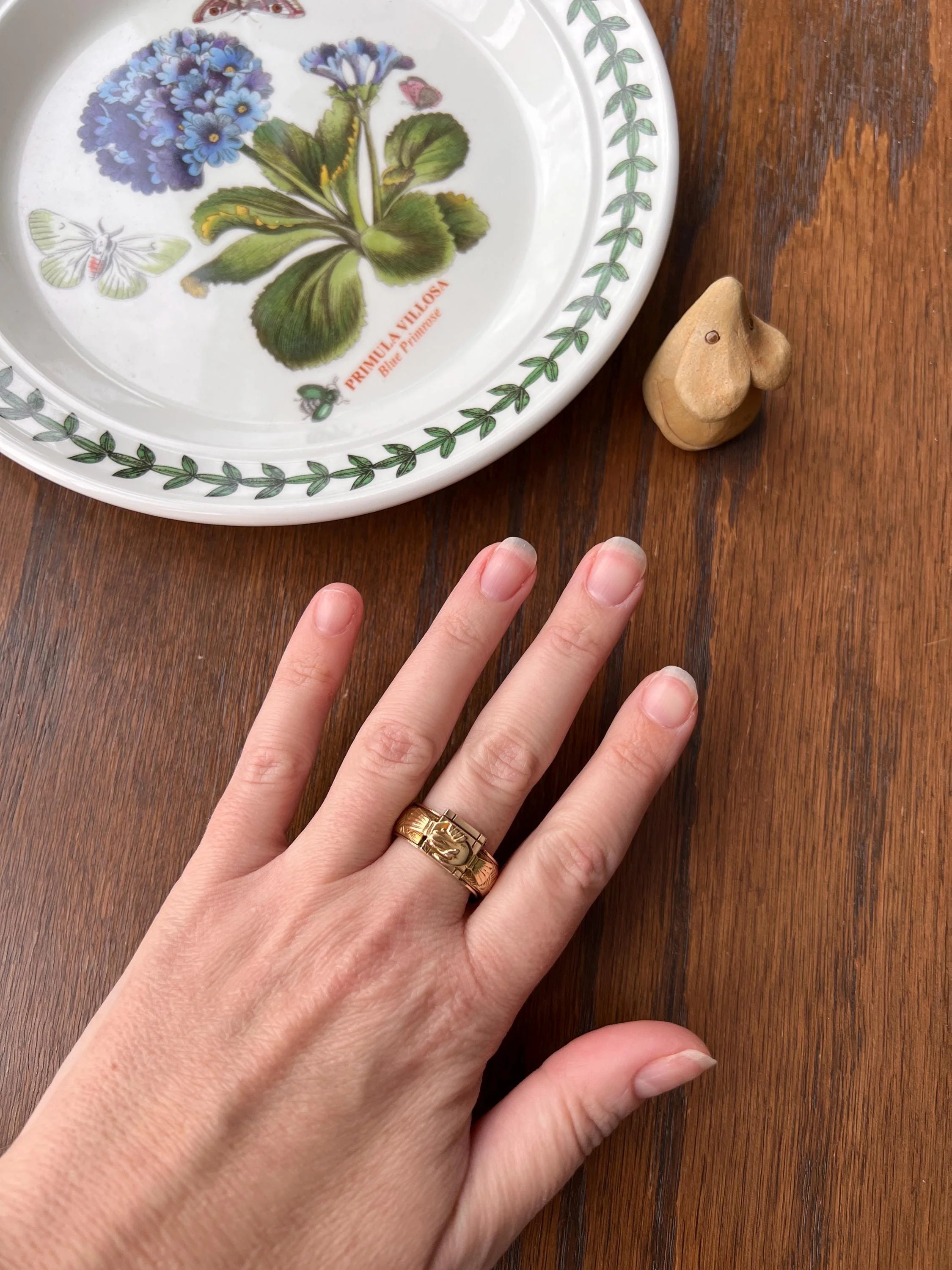 Rare Mazel Tov FEDE Hands Gimmel LOCKET Ring OPENING Secret Panel Doors Vintage to Antique 18k Gold - Image 8