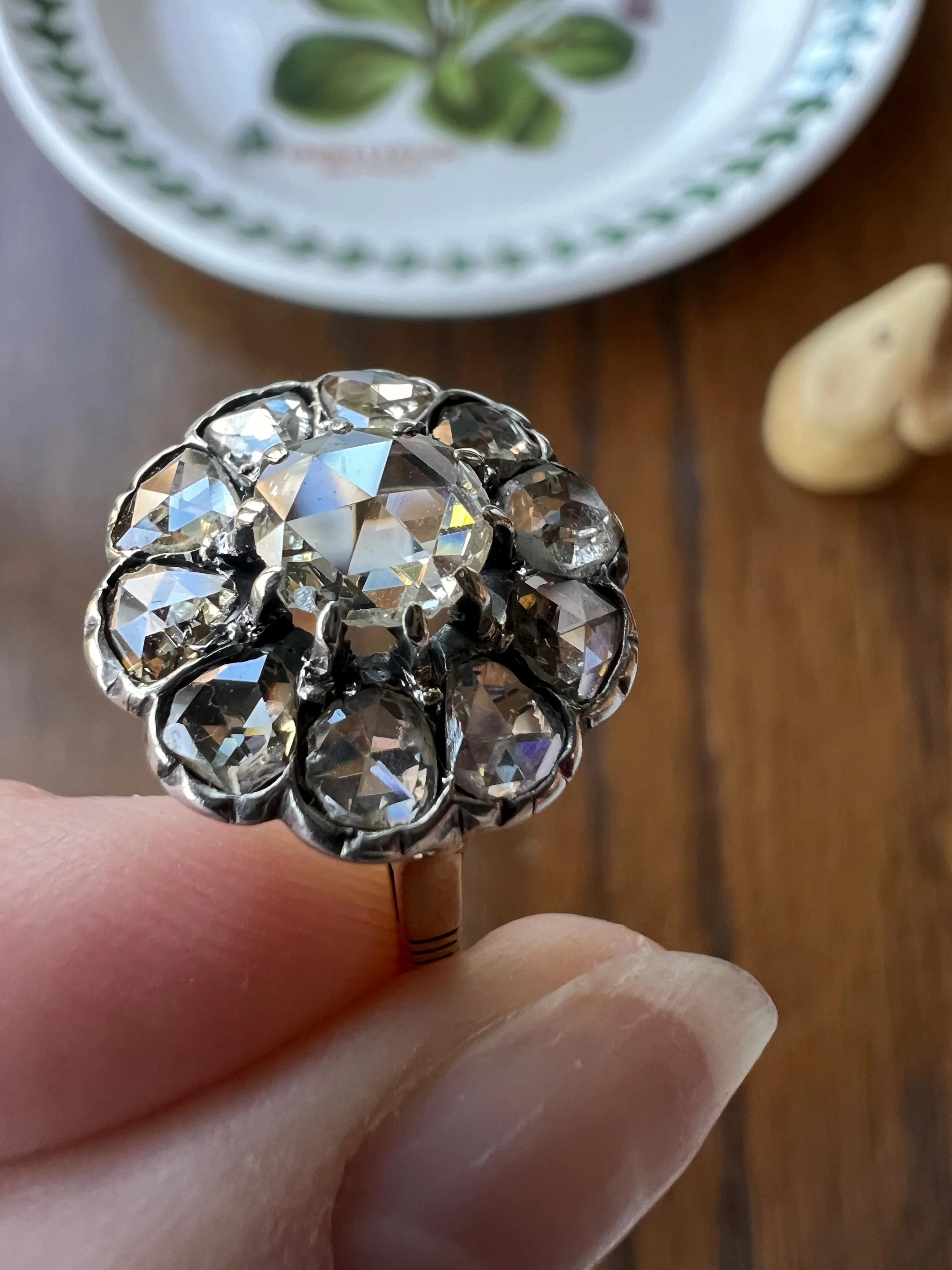 Rare Open Back Antique 1.7 CARAT Rose Cut DIAMOND Clear Disco Daisy Cluster Ring French 18k Gold - Image 4