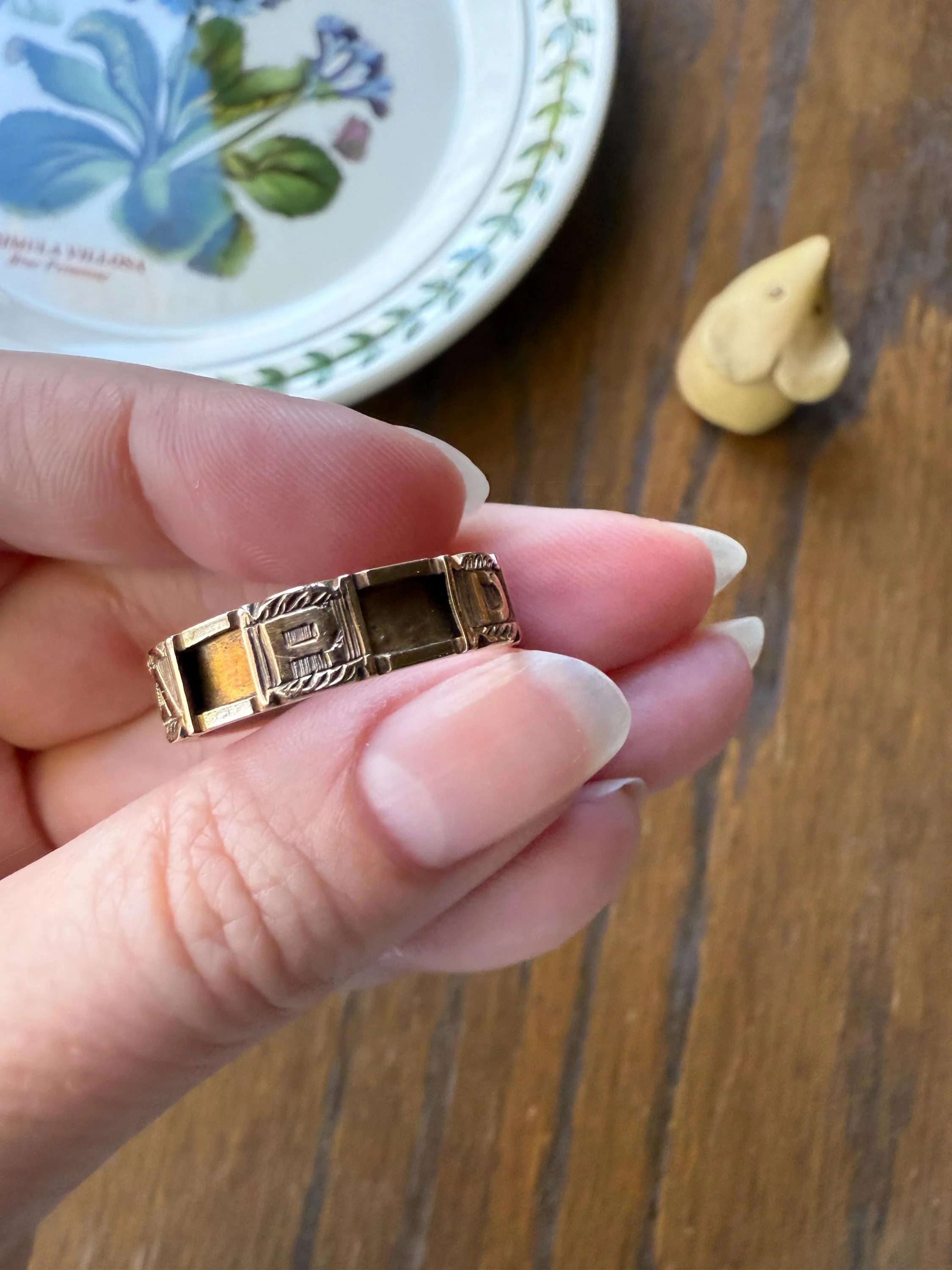 REGARD Antique Love Token Ring 14k Gold Ring Romantic Victorian Engraved Ornate Cigar Eternity Band Wedding Stacker Love Gift Jewelry Words - Image 12
