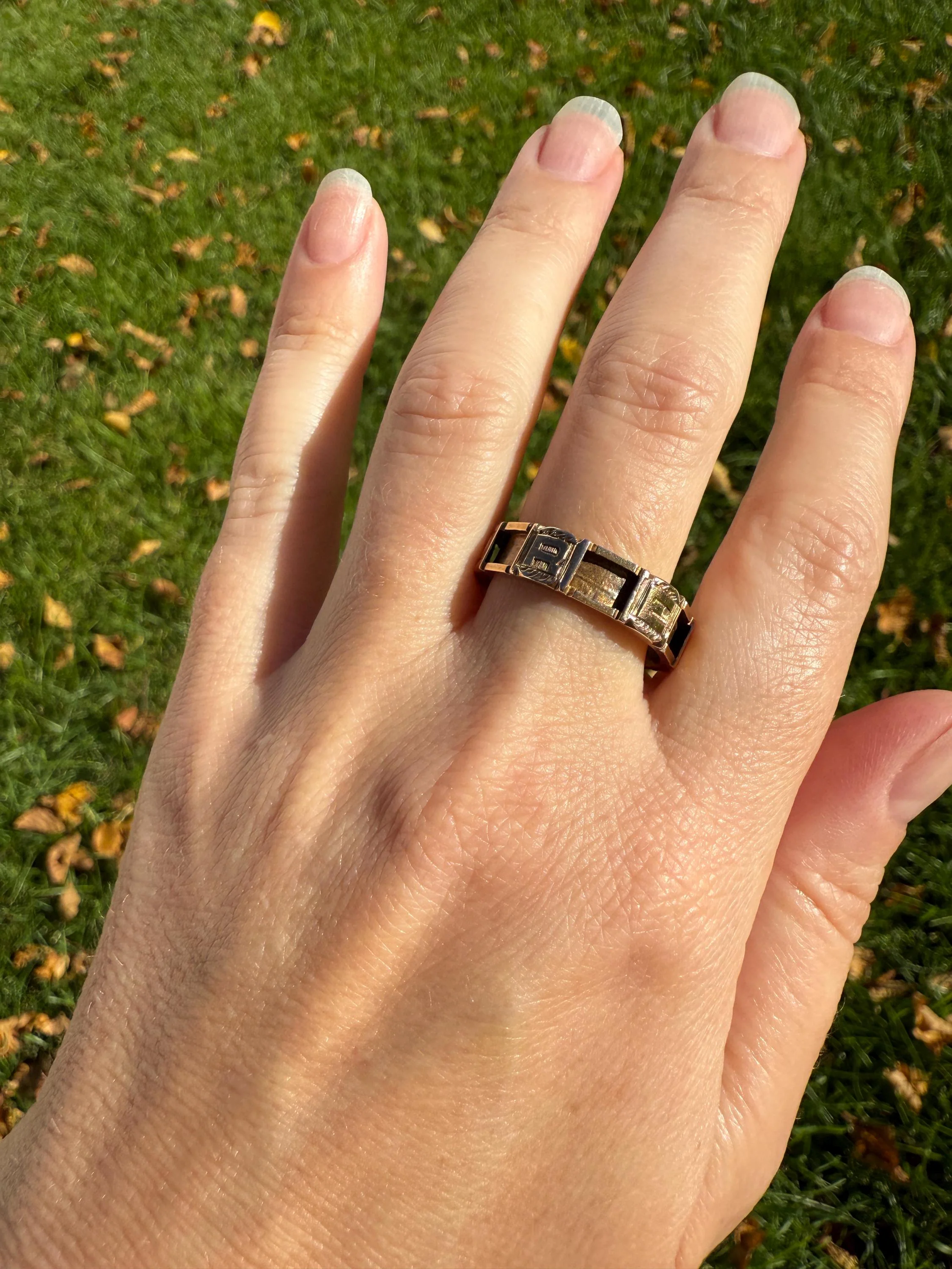REGARD Antique Love Token Ring 14k Gold Ring Romantic Victorian Engraved Ornate Cigar Eternity Band Wedding Stacker Love Gift Jewelry Words - Image 4
