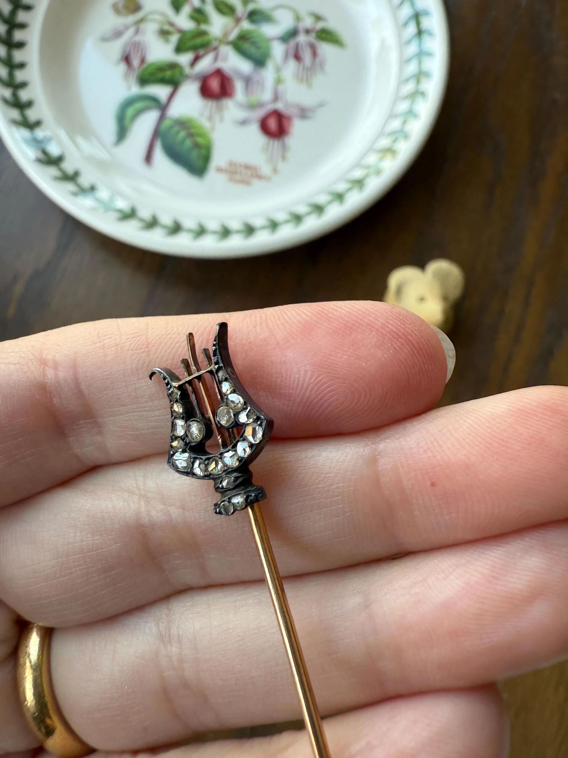 Rose Cut Diamond Encrusted Antique Stick Pin - Harp Lyre Trident Pendant Charm Conversion? 18k Gold & Silver - Image 7