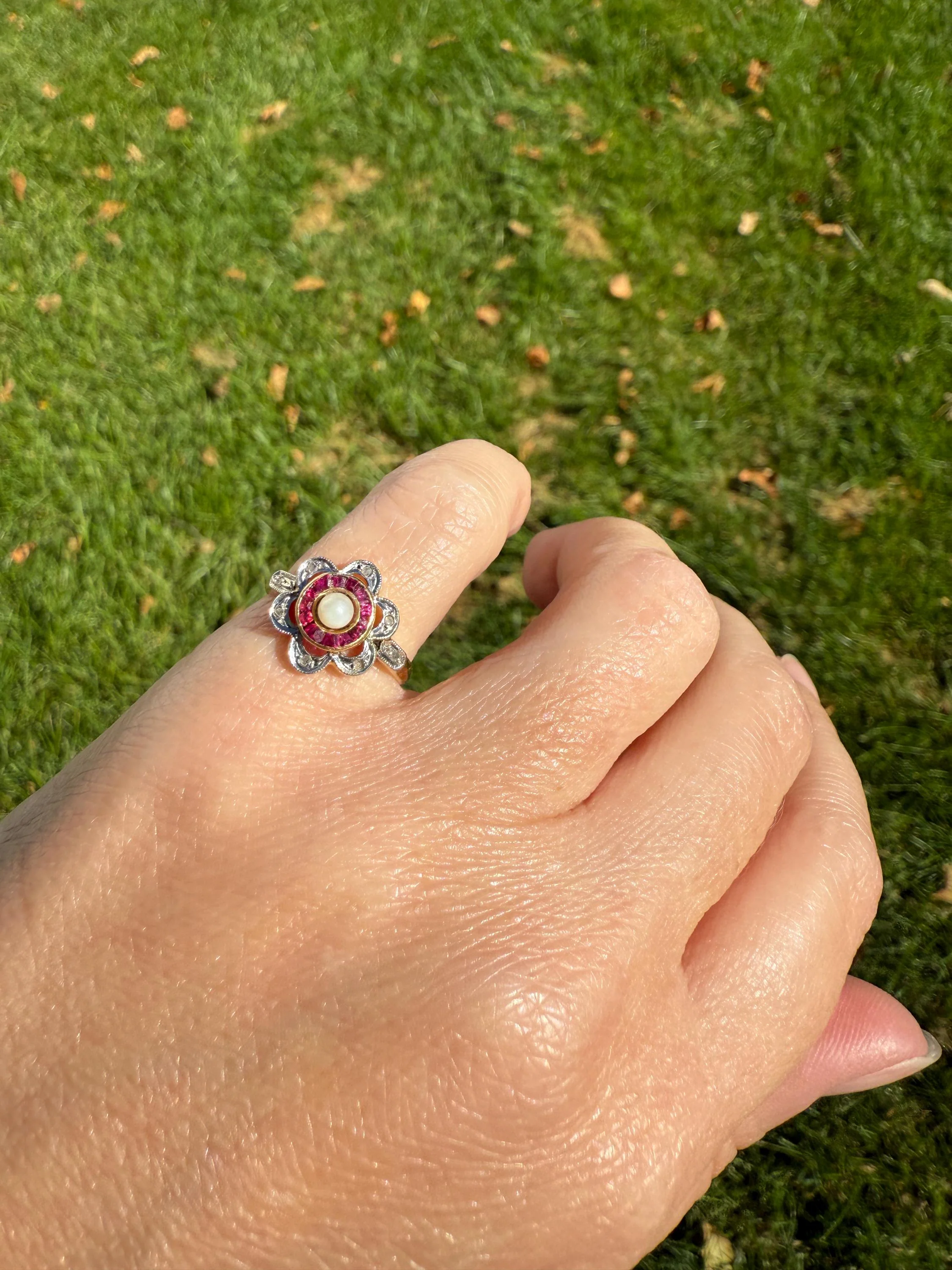 Ruby HALO Ring Scalloped 18k Gold Antique Pearl Rose Cut Diamond Pink Red Dainty Ring French Belle Epoque Stacker Pinky Midi - Image 2