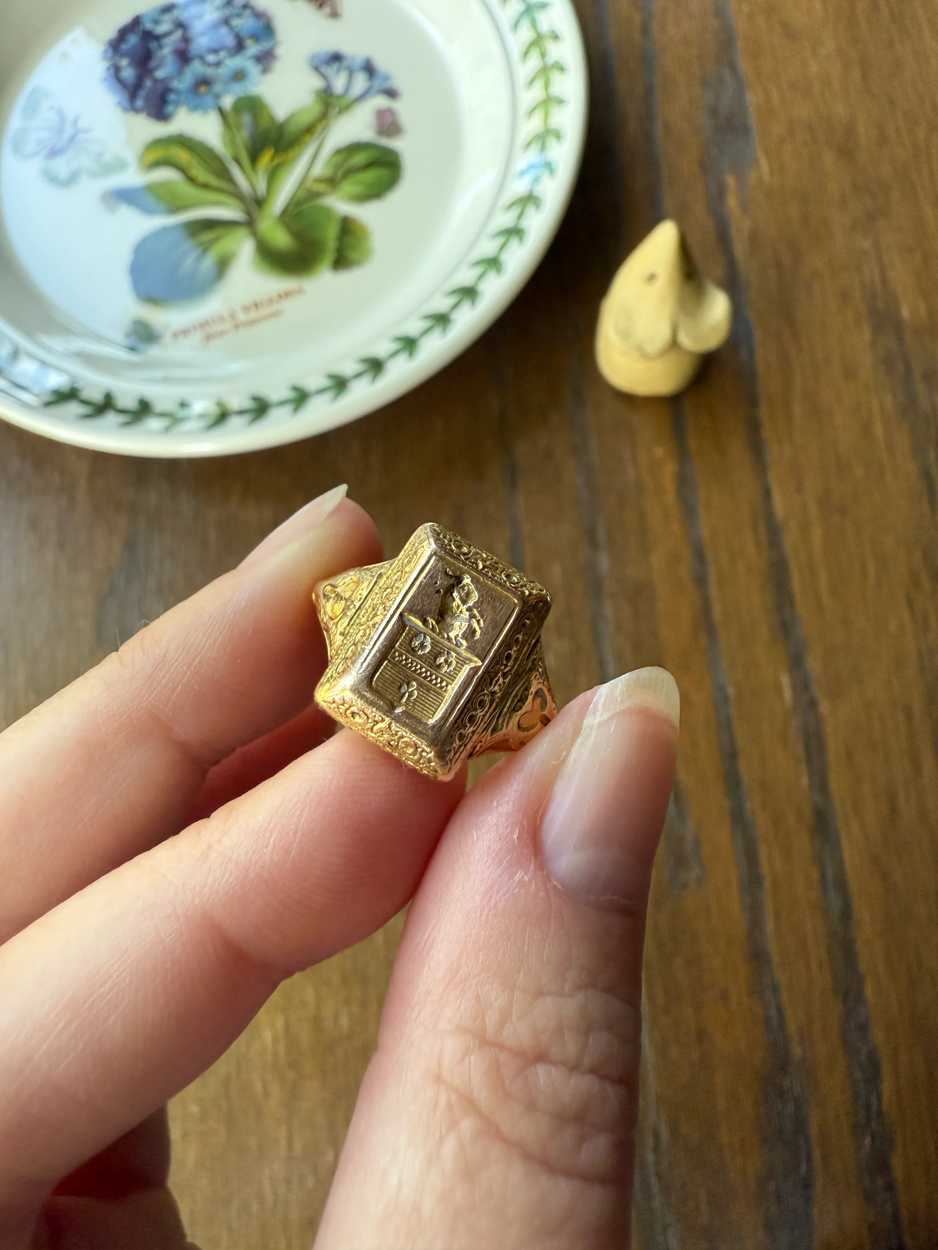 SECRET Hidden Key SIGNET Ring Heraldic Coat of Arms HEAVY 12g 18k Gold Unisex Wax Seal Historic Rare Stacker Ram Benner Crest - Image 19