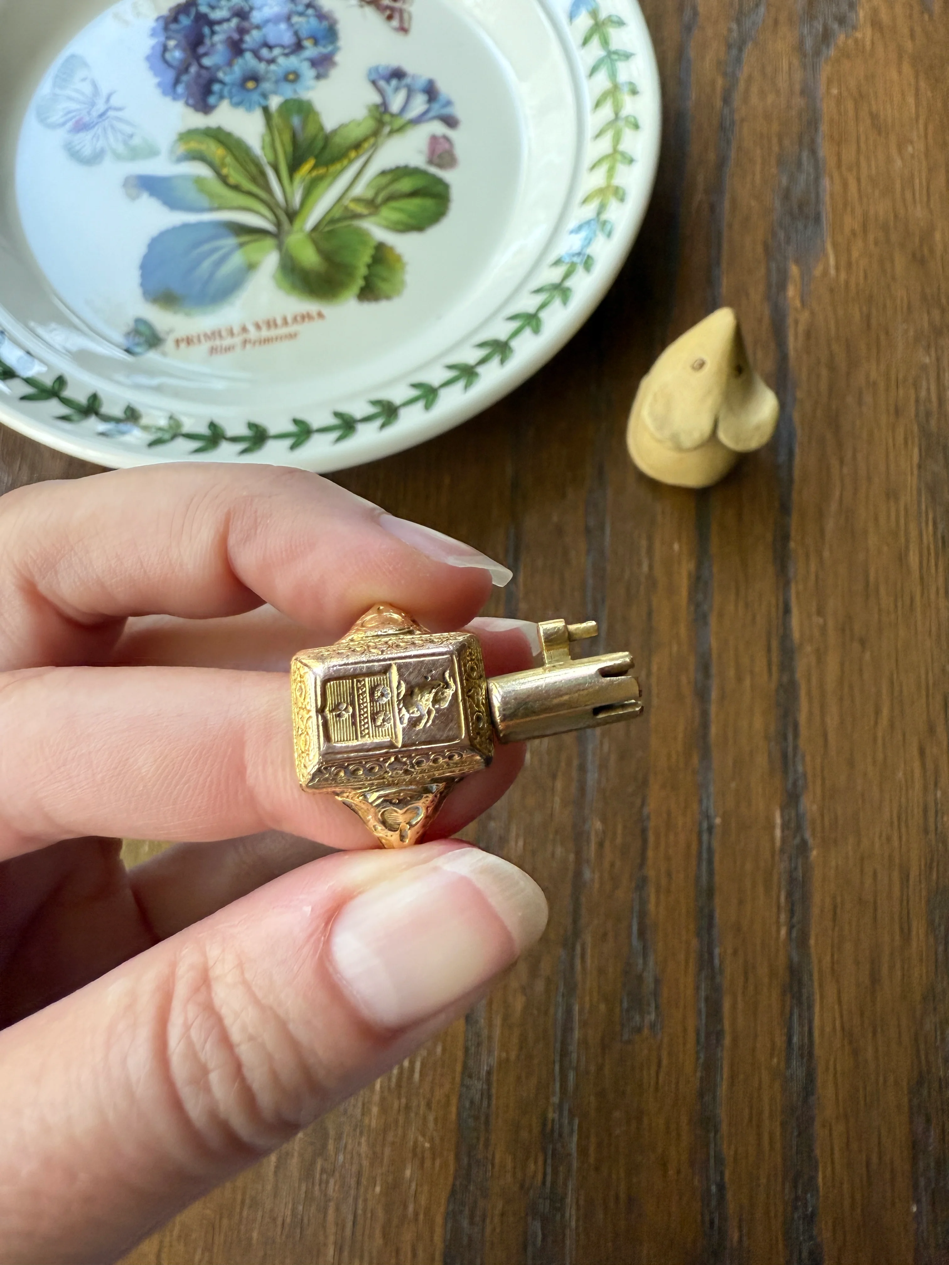 SECRET Hidden Key SIGNET Ring Heraldic Coat of Arms HEAVY 12g 18k Gold Unisex Wax Seal Historic Rare Stacker Ram Benner Crest - Image 21