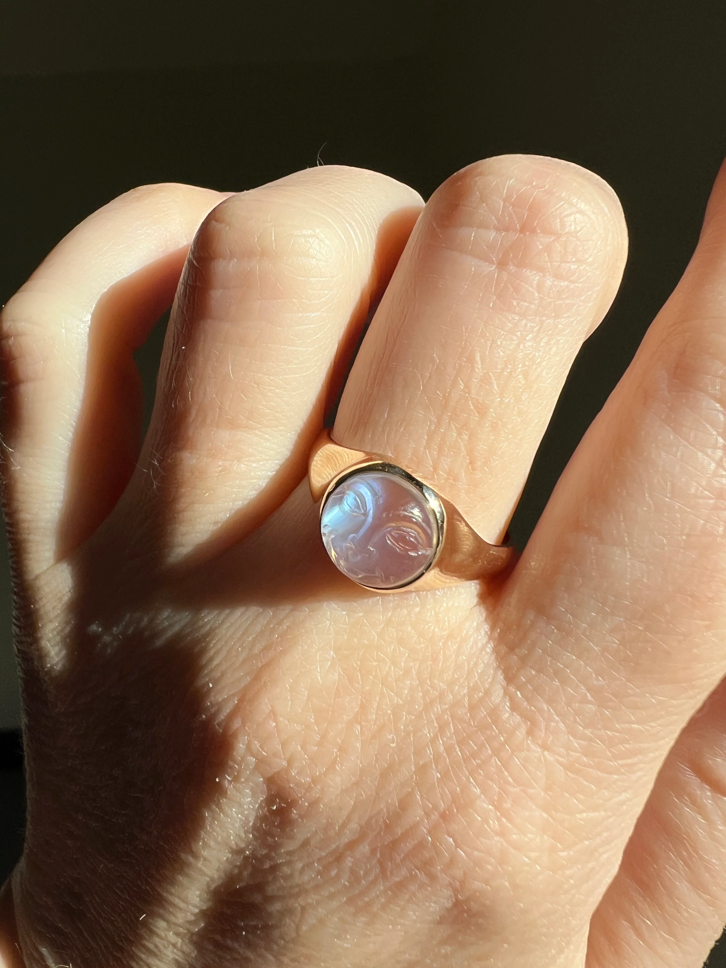 Smiling MAN in the MOON Blue Moonstone Vintage RING 14k Gold Figural Glow - Image 28