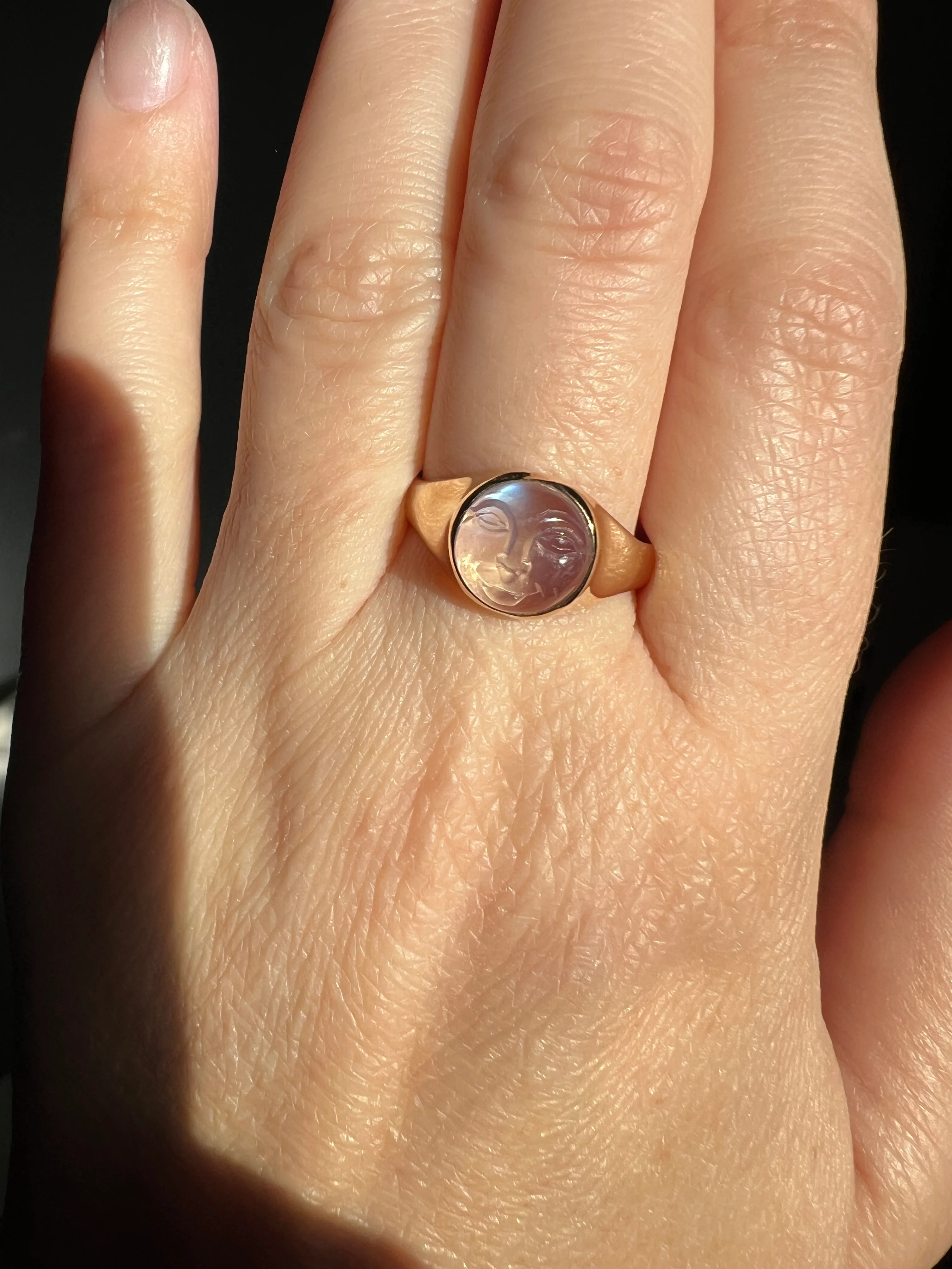 Smiling MAN in the MOON Blue Moonstone Vintage RING 14k Gold Figural Glow - Image 30