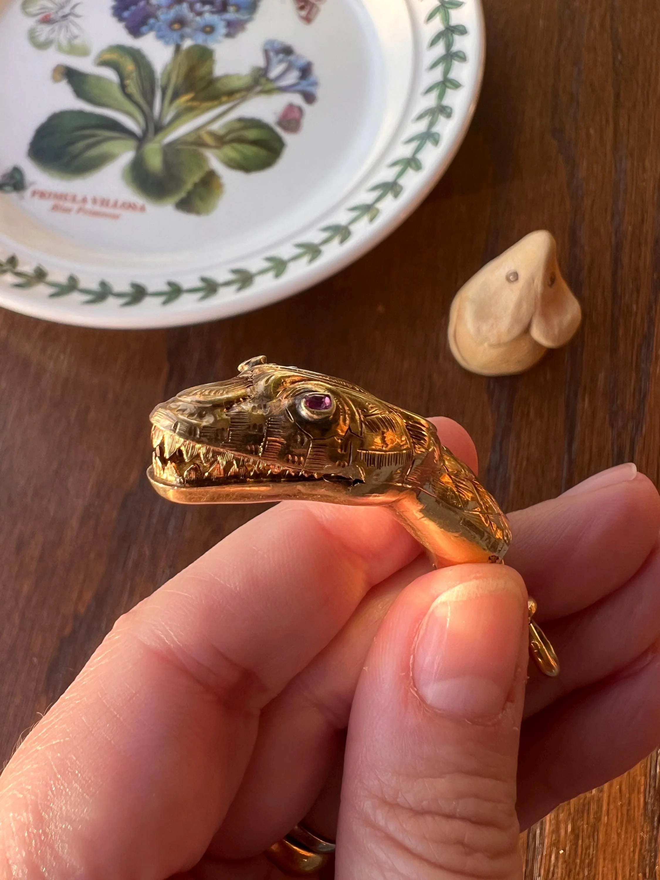 Smiling SNAKE Large Victorian Antique Pendant Figural TEETH! 5.2g 18k Gold Solid French Swivel w/ Dog Clip - Image 4