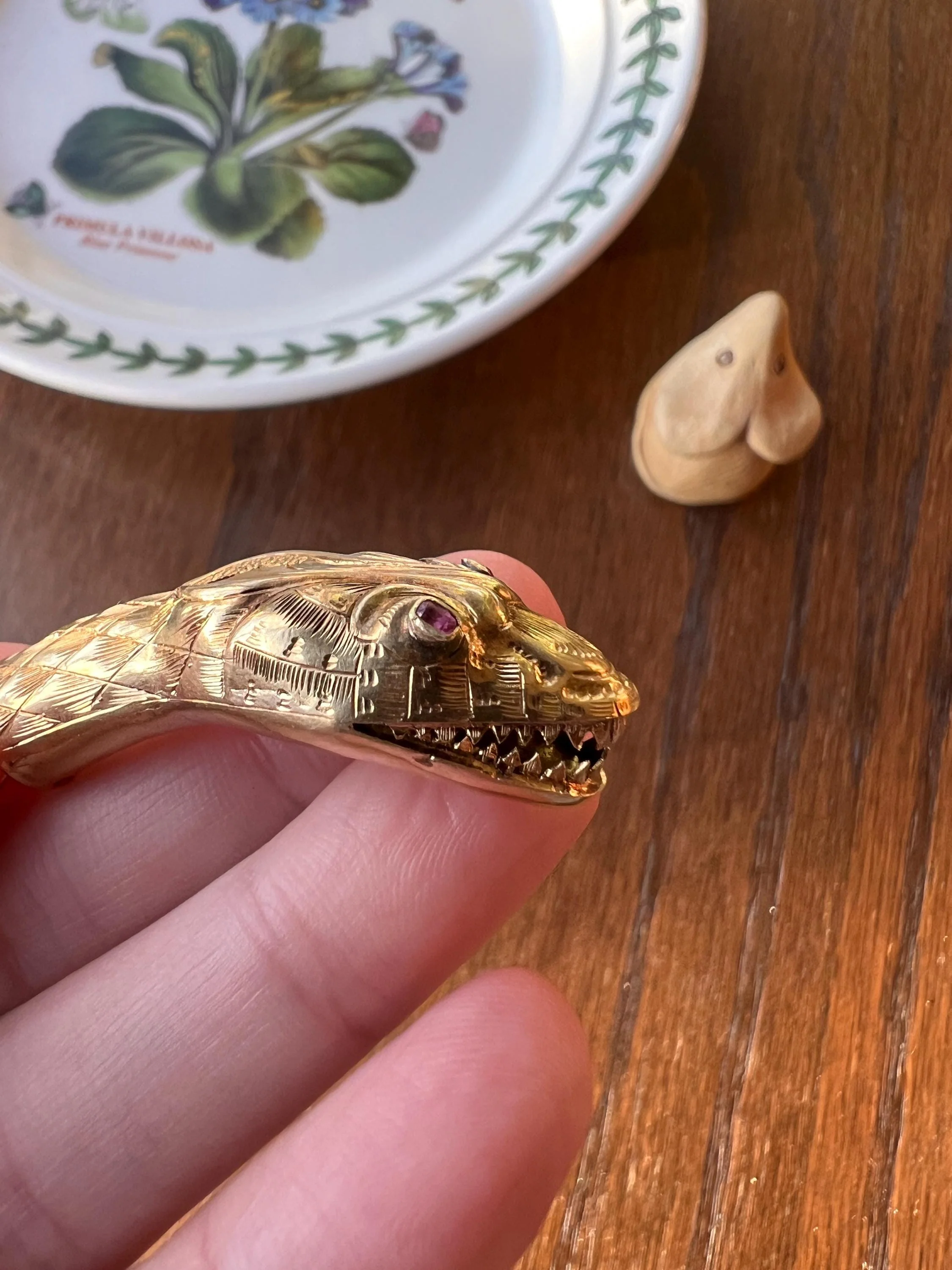 Smiling SNAKE Large Victorian Antique Pendant Figural TEETH! 5.2g 18k Gold Solid French Swivel w/ Dog Clip - Image 7
