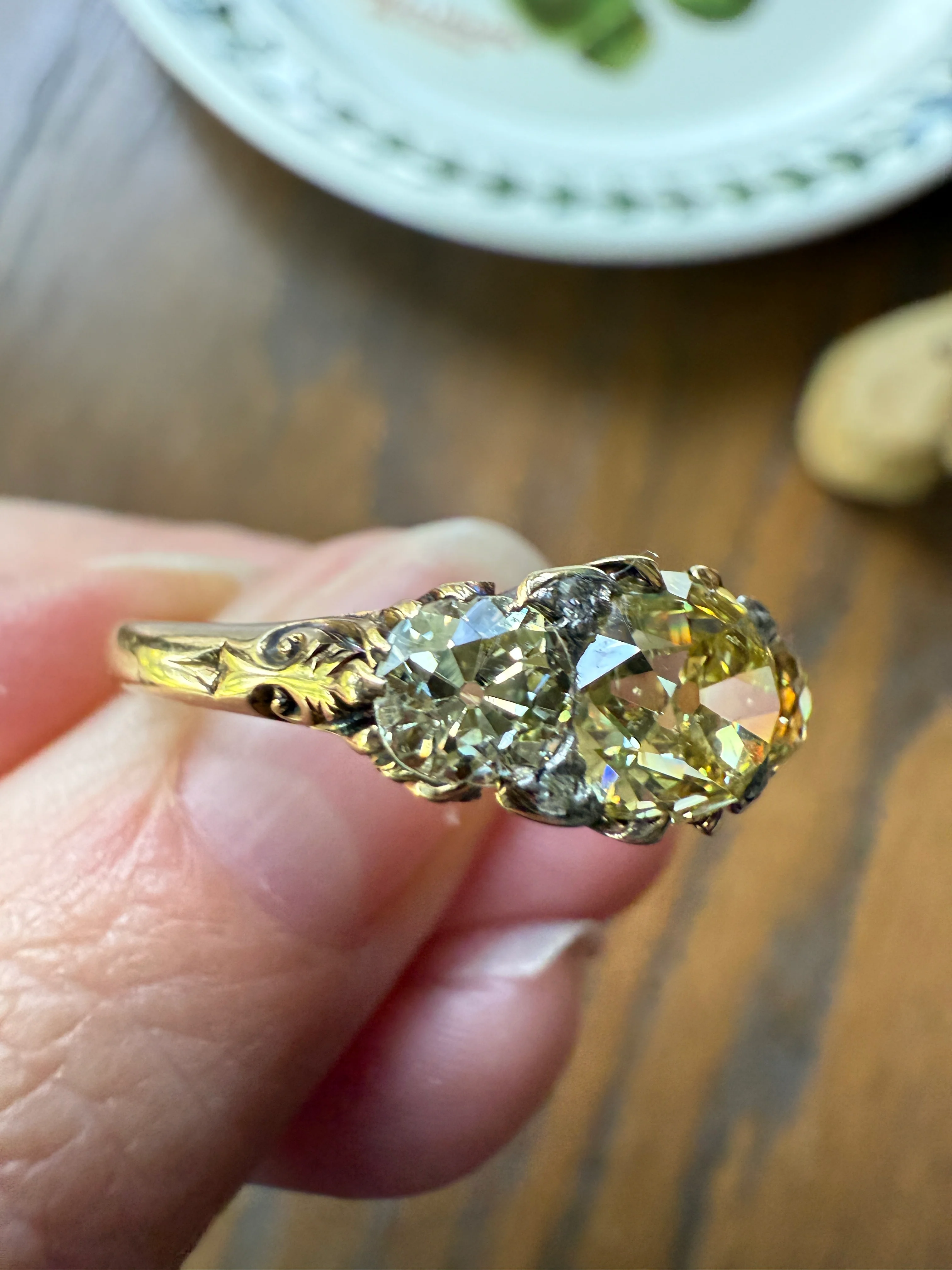 SPECIAL 3.1 Carat Antique FANCY YELLOW Old Mine Cut Diamond Three Stone Canary Ring Gemset Prong Spacers 18k Gold Rare Chunky Band - Image 20