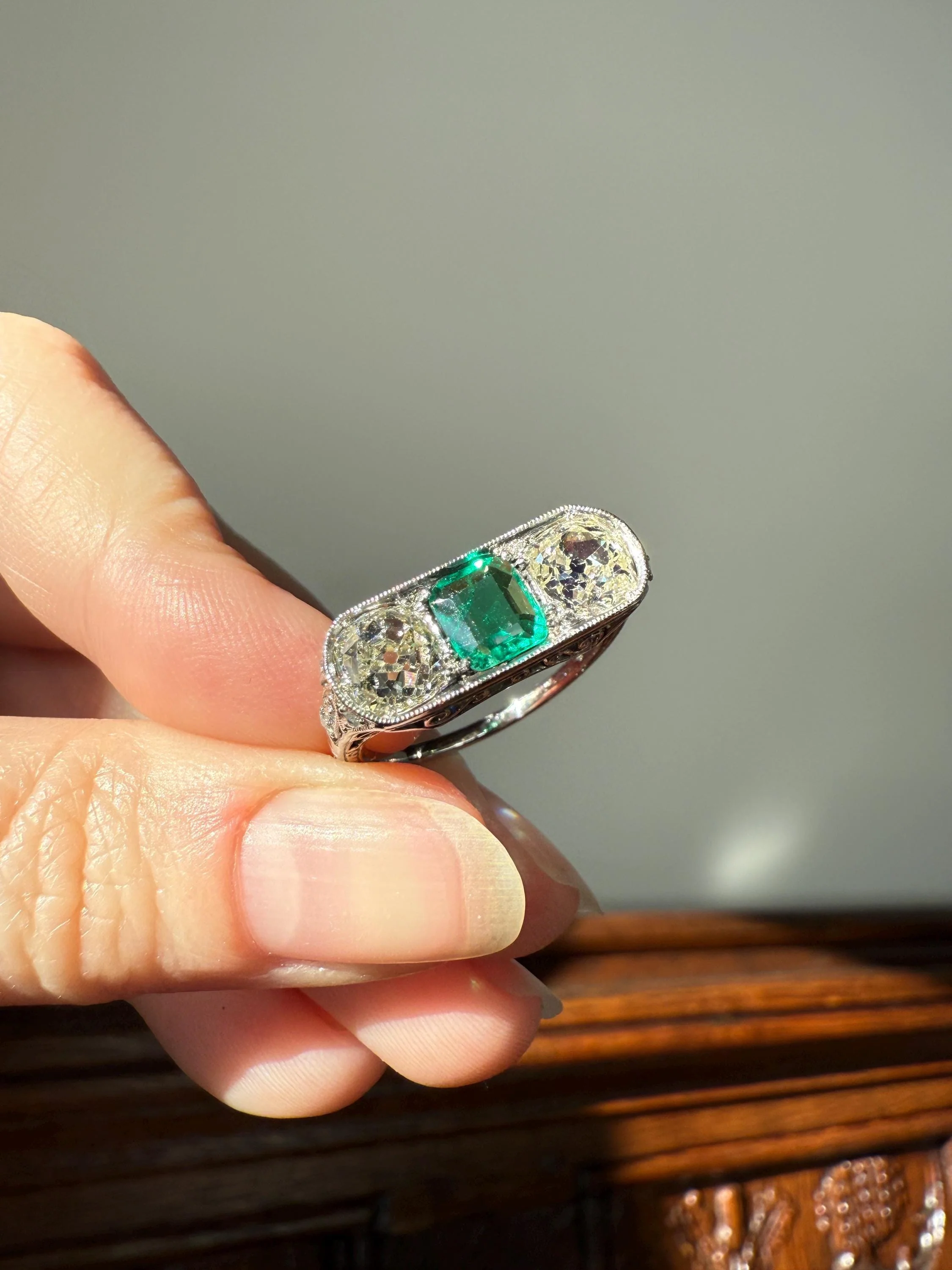 Special Antique Natural Emerald 2 Carats Old Mine Cut DIAMOND Three Stone Ring Boxed Platinum Green Art Deco Ornate Filigree Stacker - Image 11