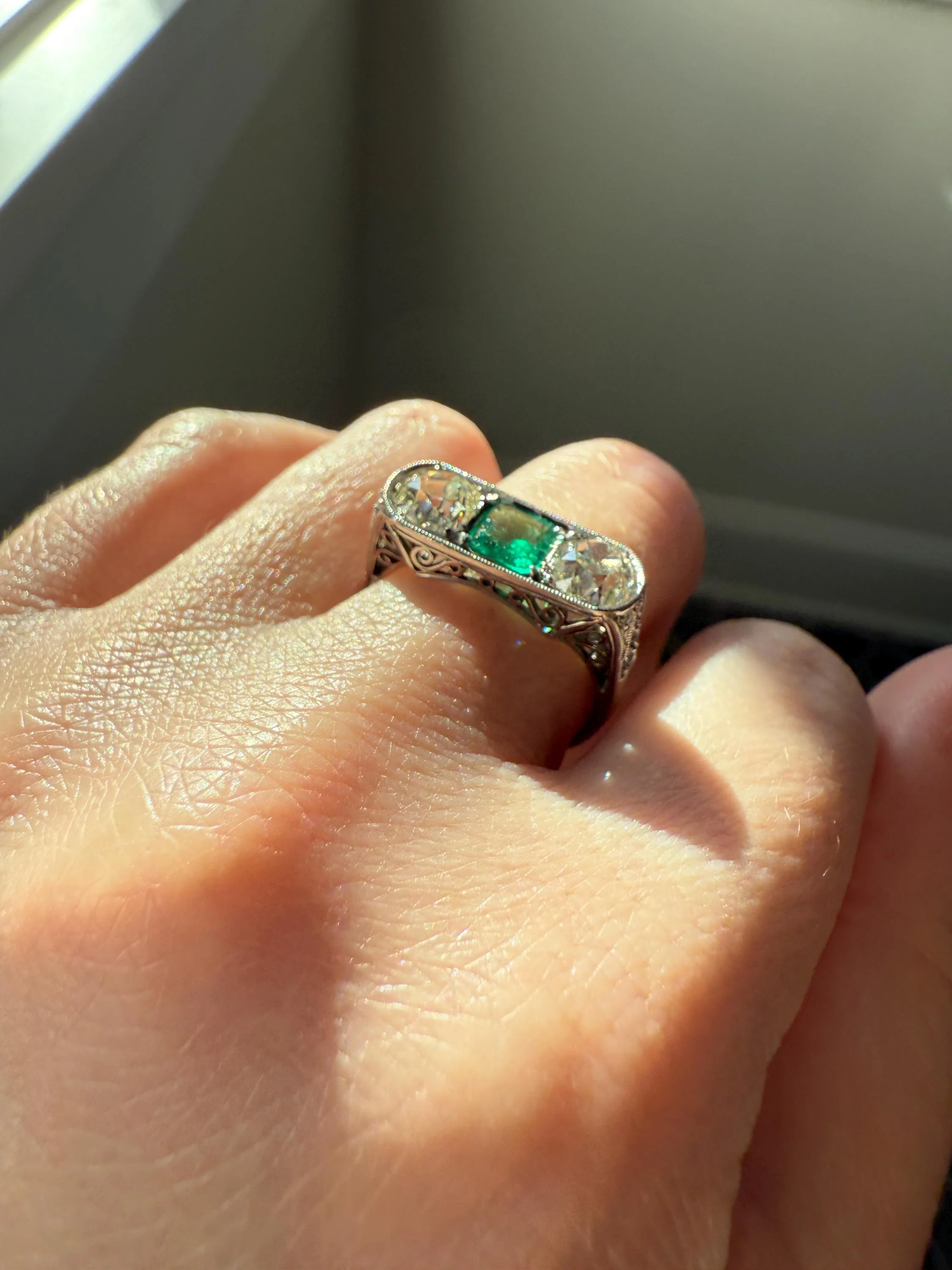Special Antique Natural Emerald 2 Carats Old Mine Cut DIAMOND Three Stone Ring Boxed Platinum Green Art Deco Ornate Filigree Stacker - Image 13