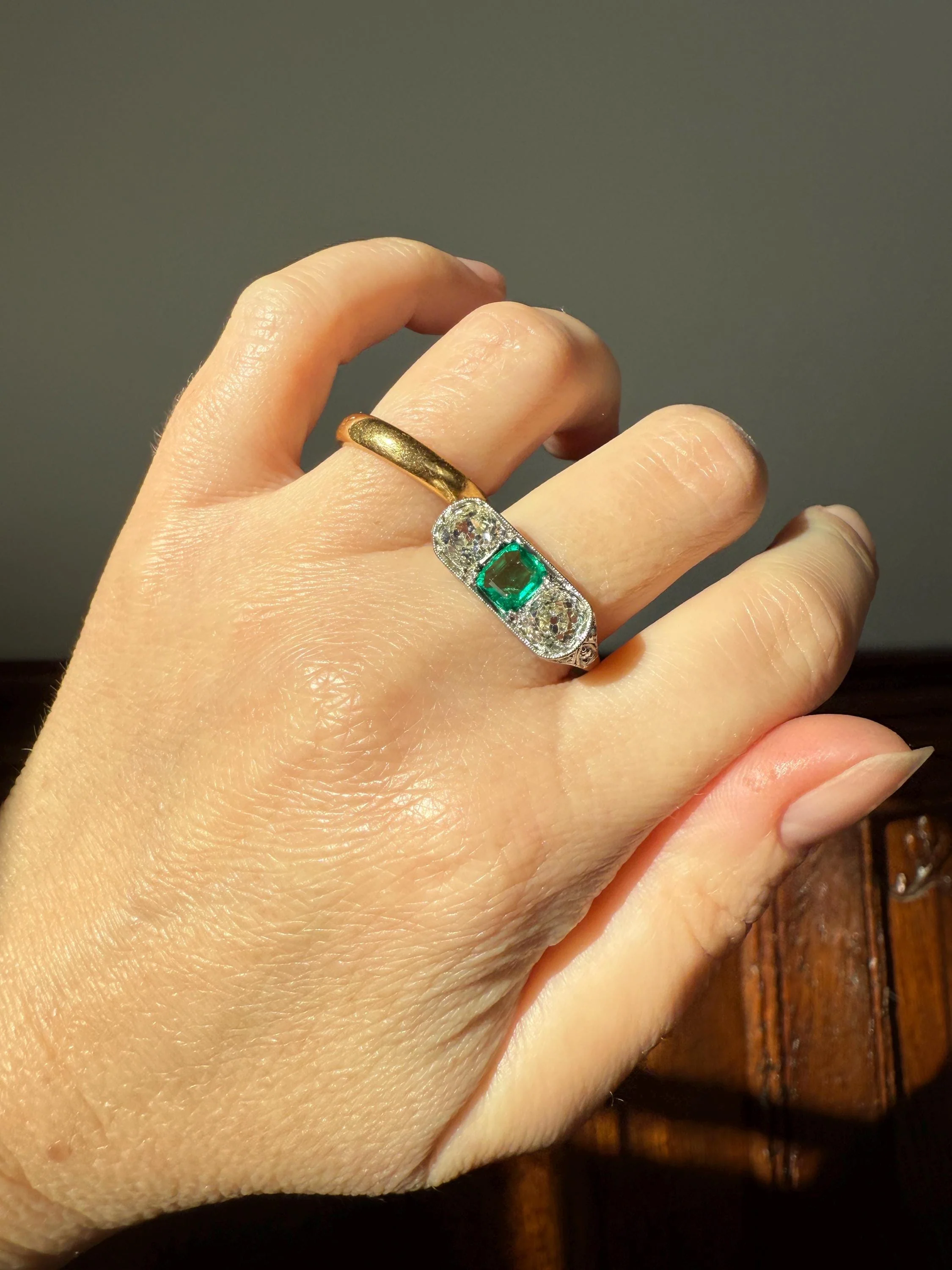Special Antique Natural Emerald 2 Carats Old Mine Cut DIAMOND Three Stone Ring Boxed Platinum Green Art Deco Ornate Filigree Stacker - Image 7