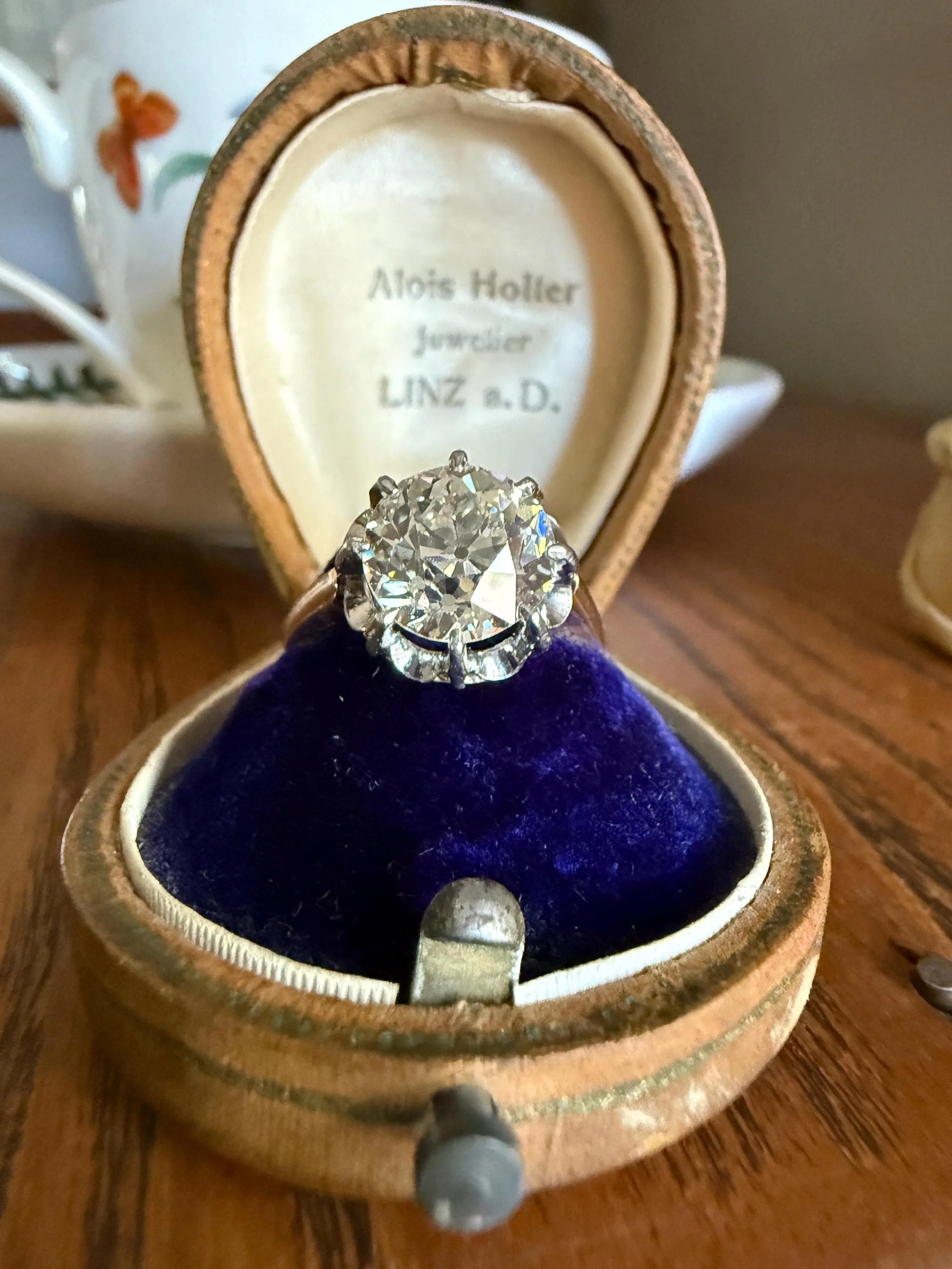 Special French Original Antique 3.5 CARAT Old European Cut DIAMOND Eye Clean Solitaire Engagement Ring 18k Rosy Gold Platinum Fiery OEC - Image 2