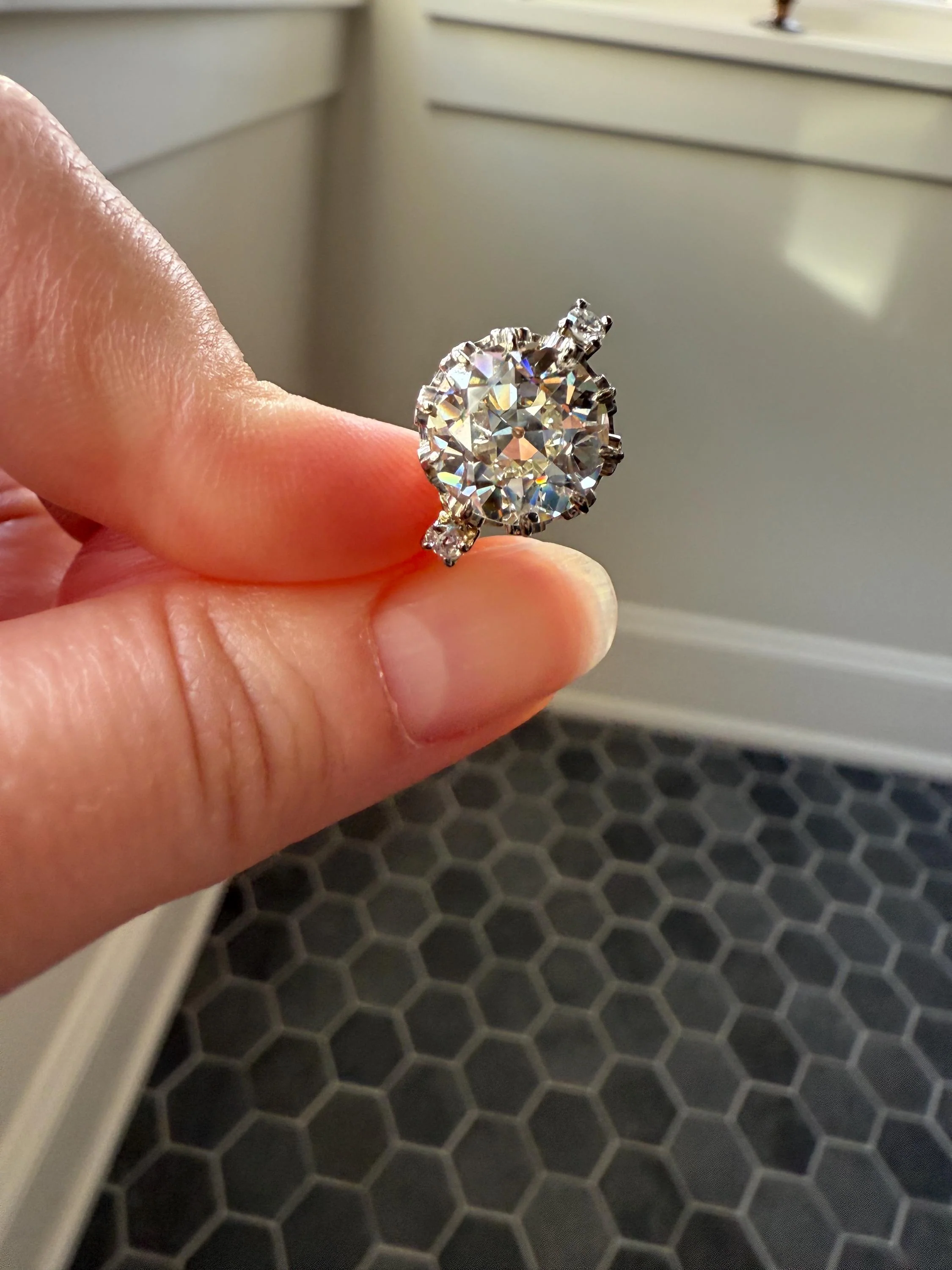 Special French Original Antique 4.07 CARAT Natural Old European Cut DIAMOND Eye Clean Solitaire Engagement Ring 18k Rosy Gold Platinum - Image 6