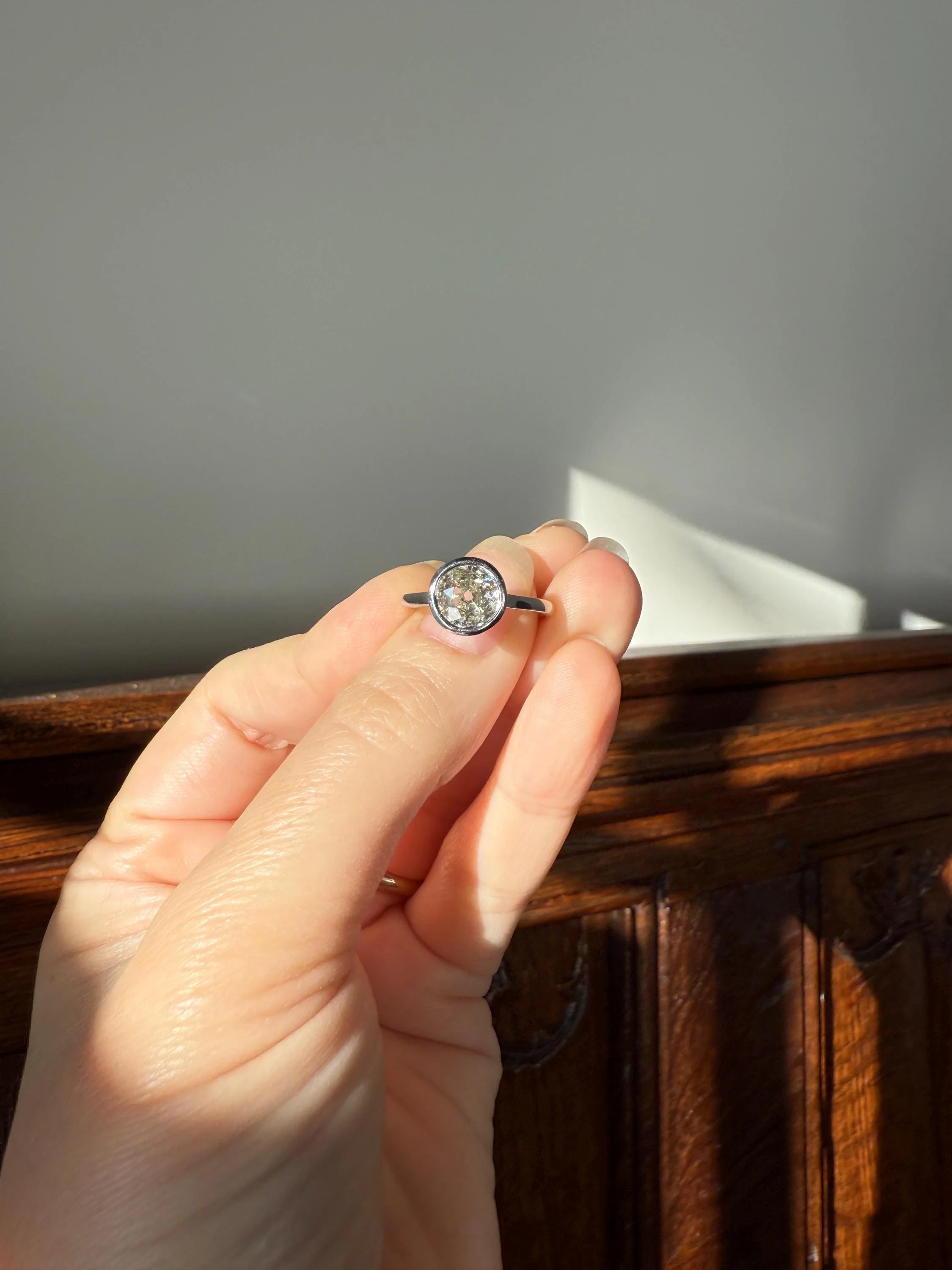 SPREADY Vintage 1.1 Carat Old Mine Cut DIAMOND Bezel Set Ring Art Deco Stacker Band 18k White Gold Solitaire Geometric Engagement - Image 5