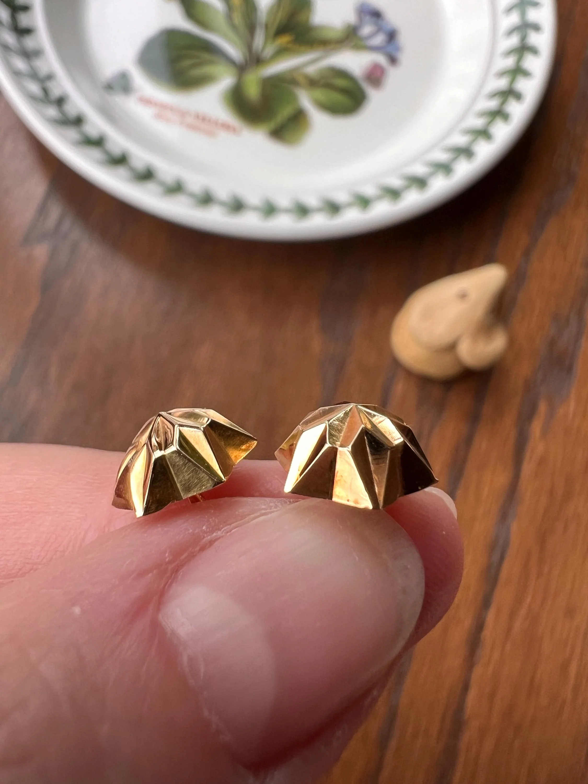 STARBURST 3D Studs French Antique Victorian 18k GOLD Figural Screw Back EARRINGS - Image 5