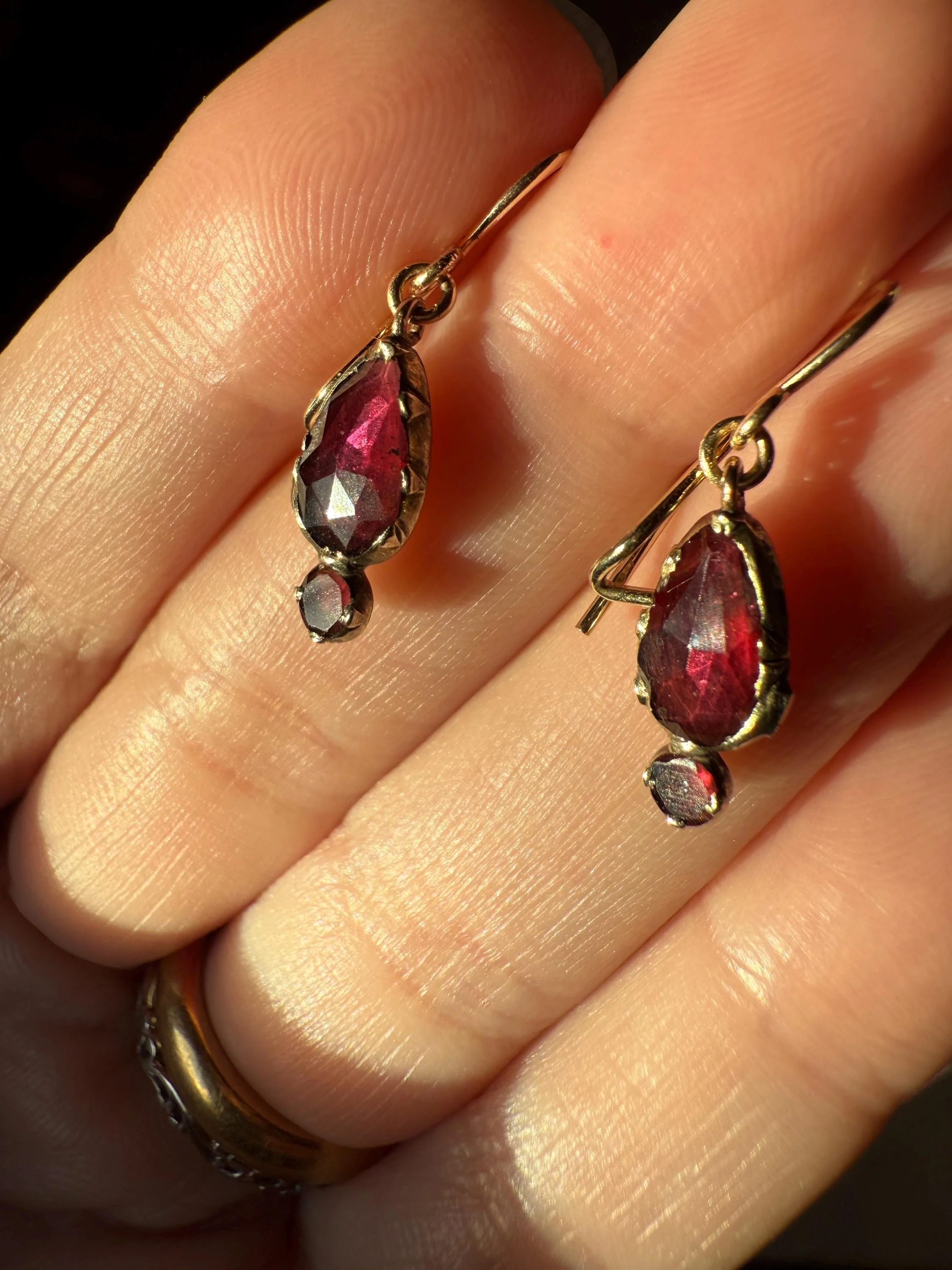 Teardrop Dangles Antique PERPIGNAN GARNET Earrings 18k Gold 14k Ear Wires French Dormouse Rose Cut Closed Back Almandine Glowing - Image 2