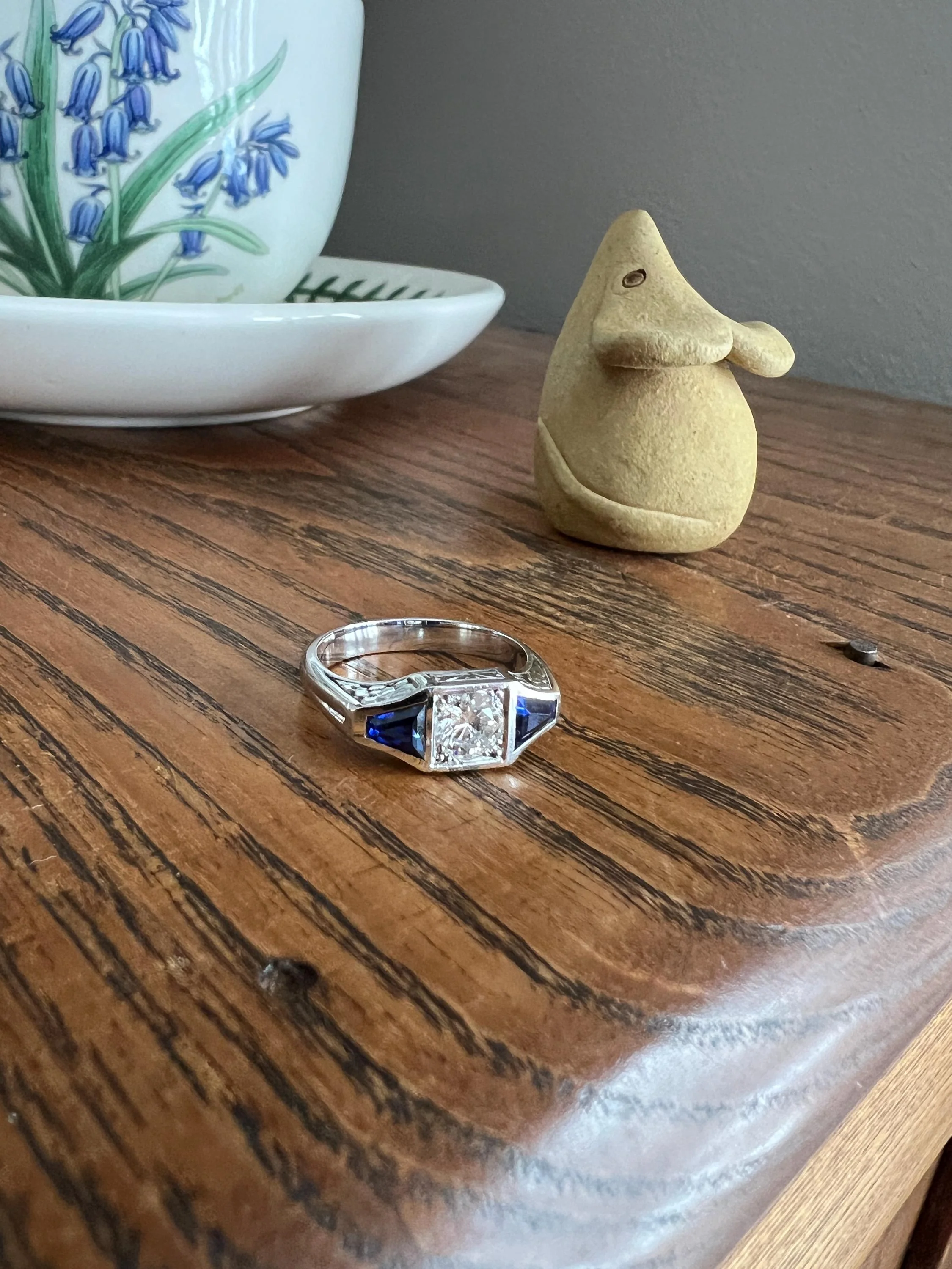 Three Stone FLORAL Engraved Vintage Art Deco Style .65Ct Diamond Sapphire Three Stone Ring French 18k White Gold - Image 7