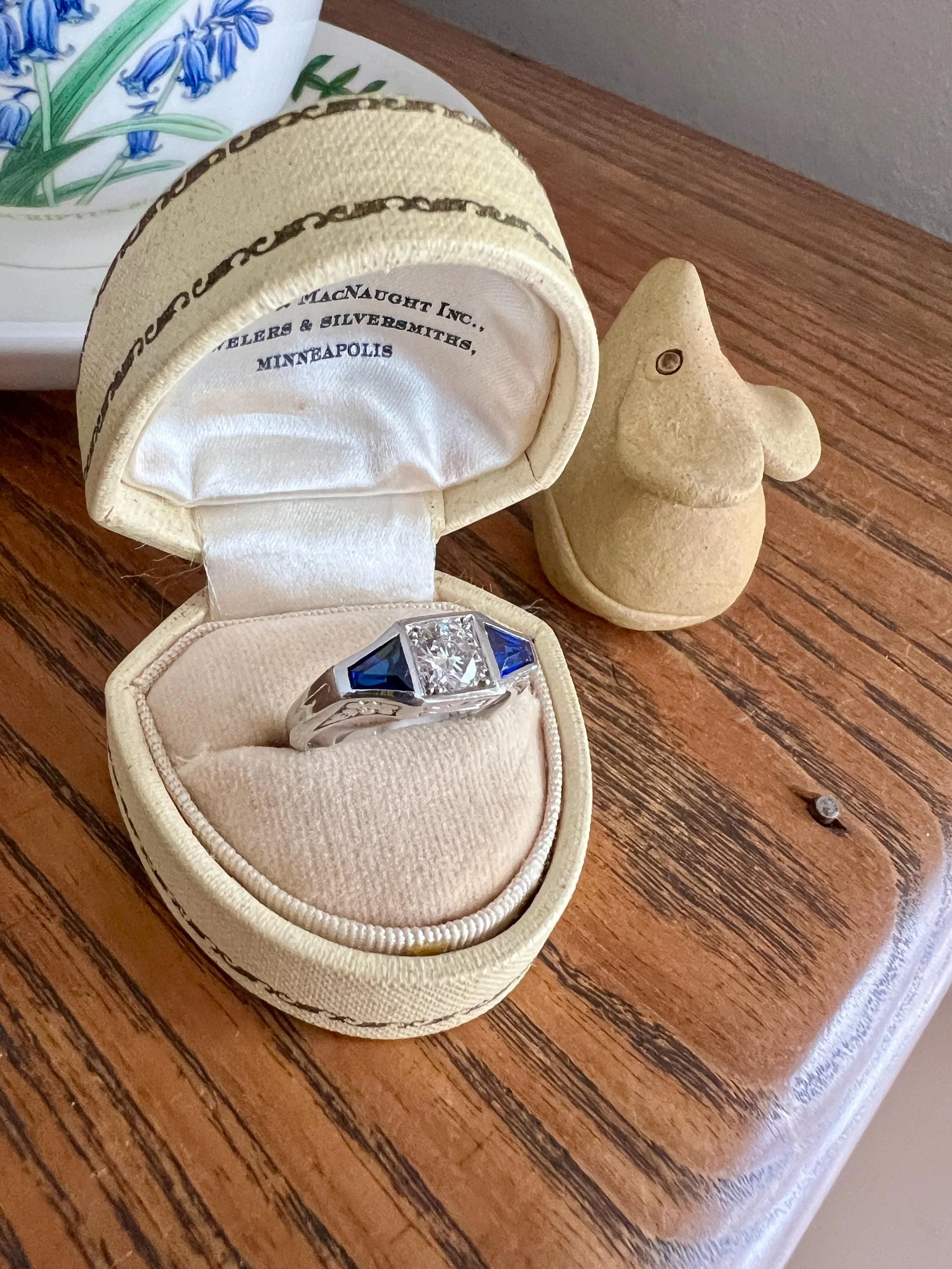 Three Stone FLORAL Engraved Vintage Art Deco Style .65Ct Diamond Sapphire Three Stone Ring French 18k White Gold - Image 8