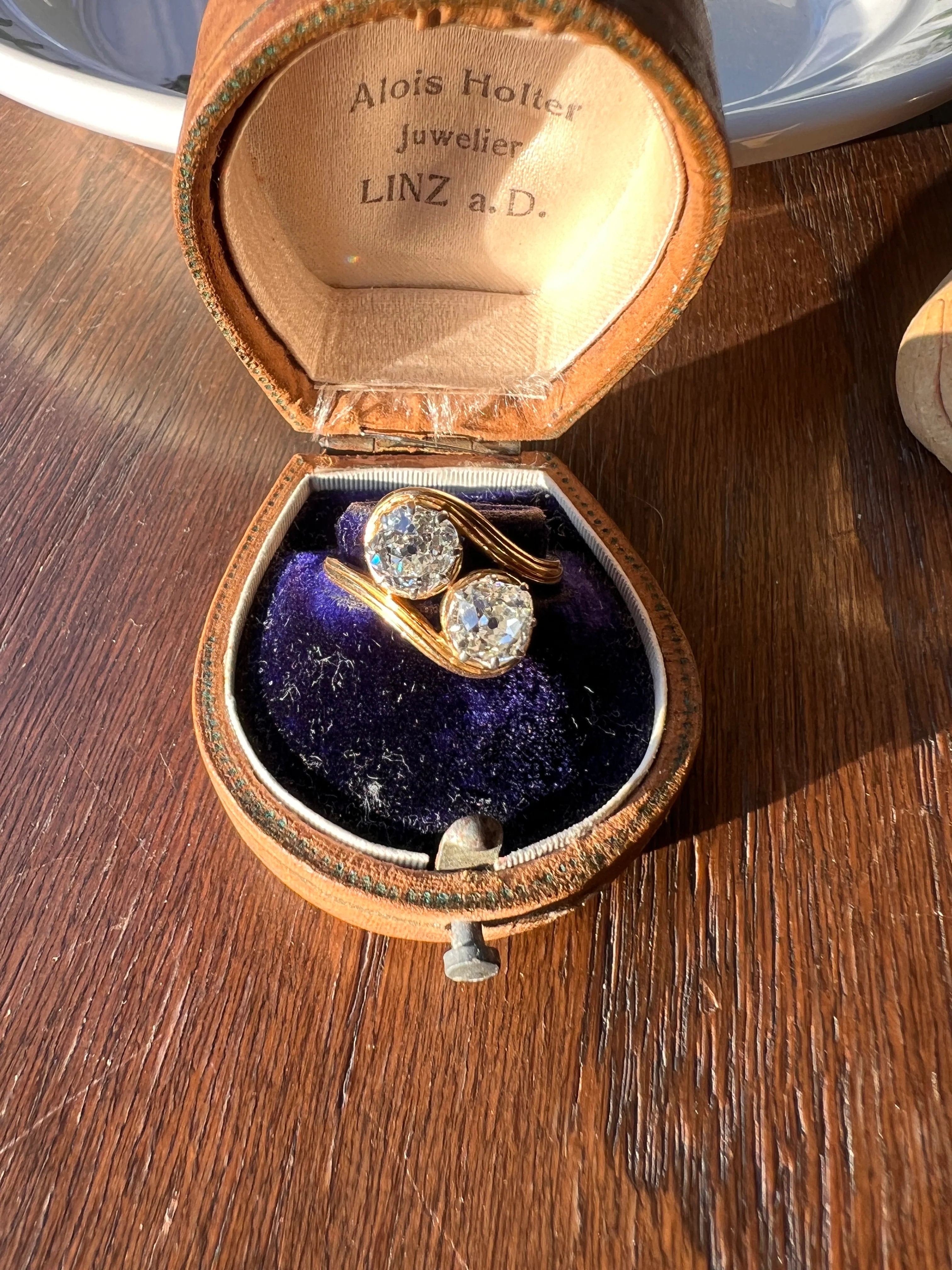Toi et Moi 1.7 CARAT Old Mine Cut DIAMOND Chunky Two Stone Antique Ring French 18k Gold Angled Swirl Band Stacker Romantic Gift OMC 1.7Ctw - Image 18