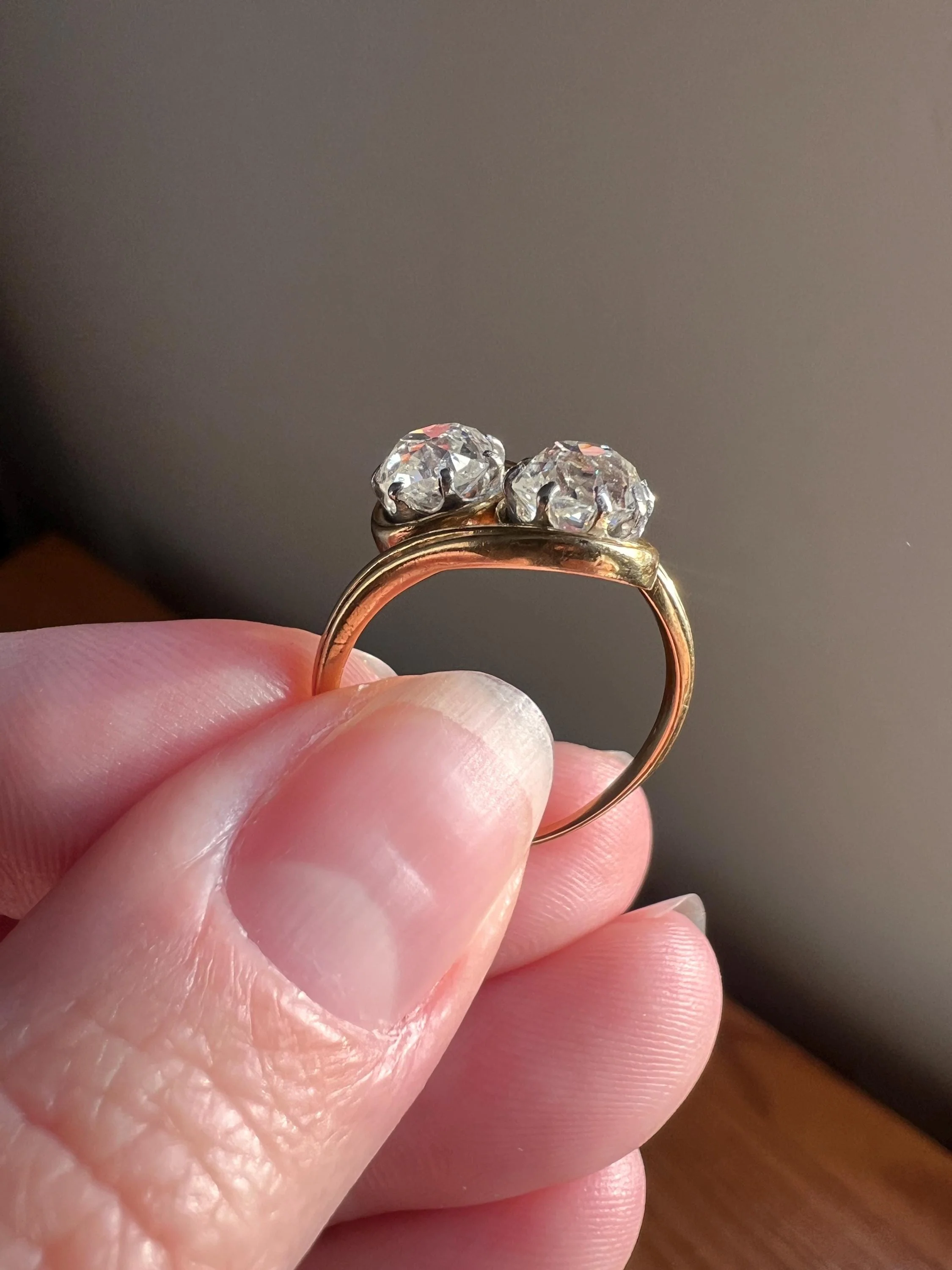 Toi et Moi 1.7 CARAT Old Mine Cut DIAMOND Chunky Two Stone Antique Ring French 18k Gold Angled Swirl Band Stacker Romantic Gift OMC 1.7Ctw - Image 2