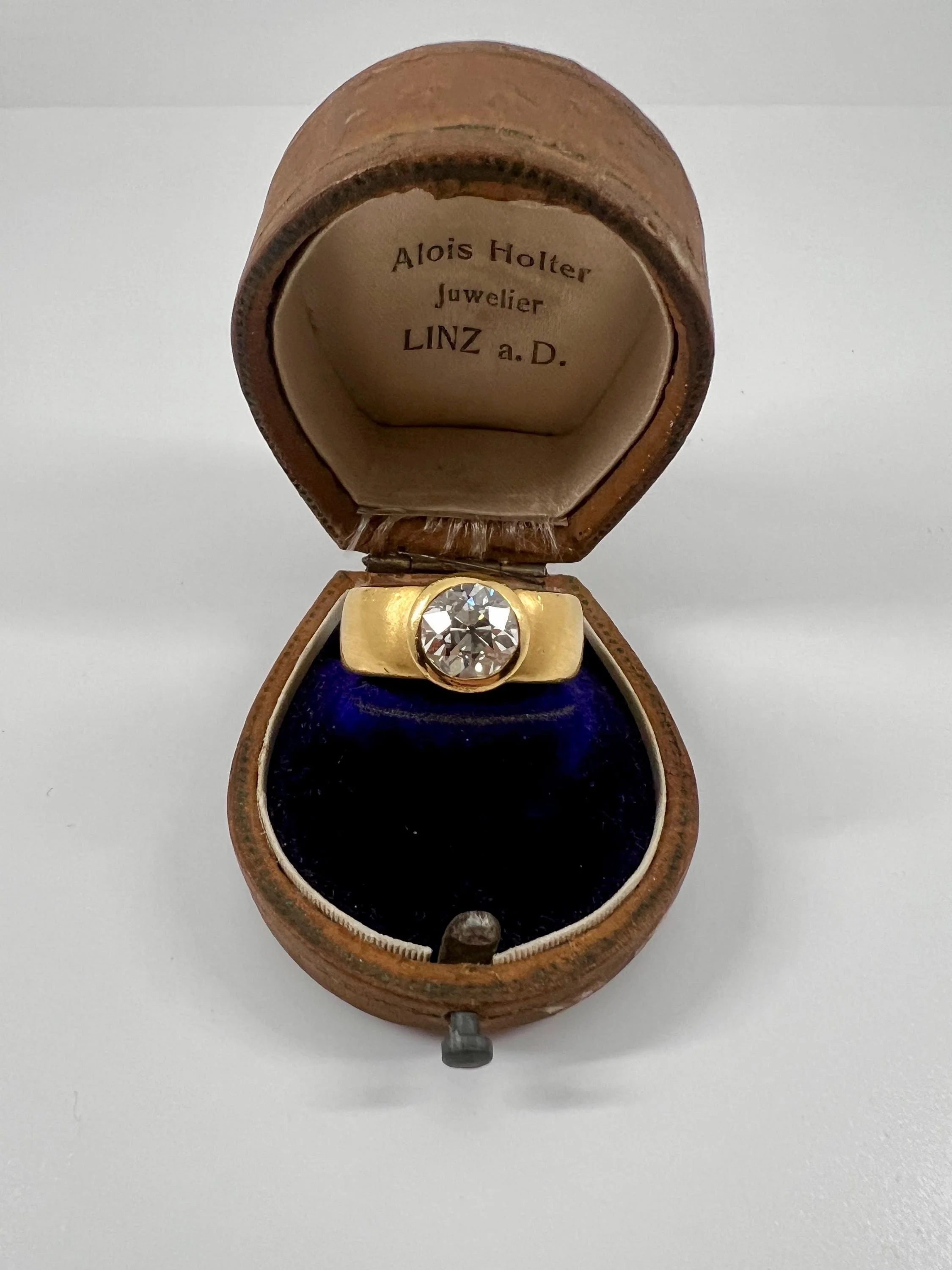 TWO Carat Eye Clean Old Mine Cut DIAMOND Antique HEAVY 17.6g 22k Gold Bezel Set Chunky Gypsy Ring Solitaire - Image 11