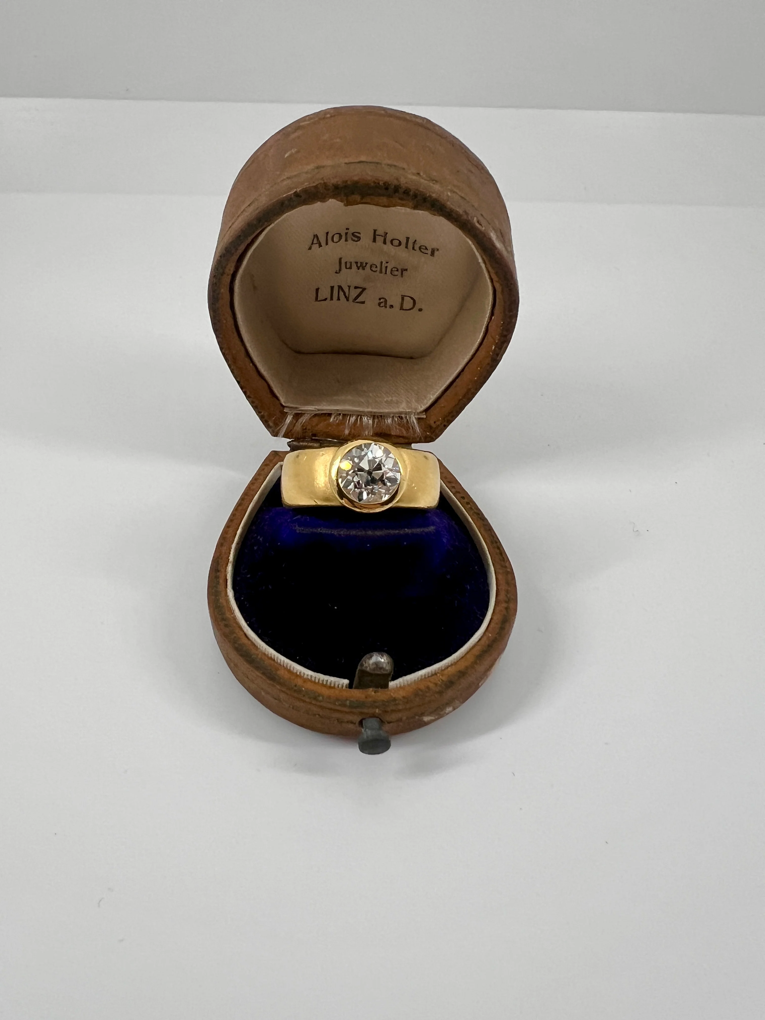TWO Carat Eye Clean Old Mine Cut DIAMOND Antique HEAVY 17.6g 22k Gold Bezel Set Chunky Gypsy Ring Solitaire - Image 17